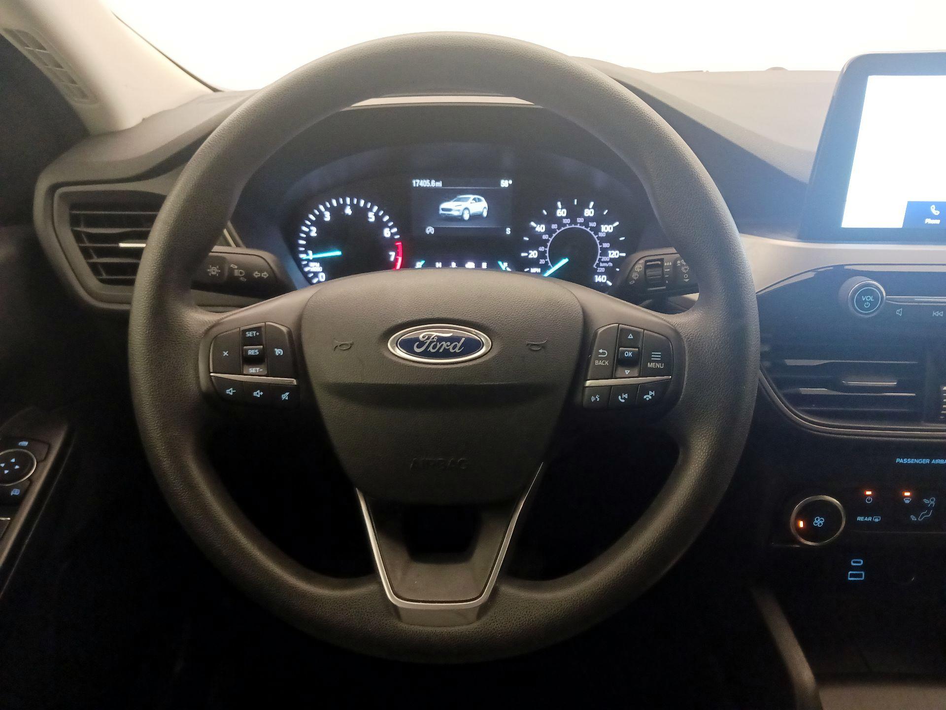 Thumbnail: 2021 Ford Escape - 10