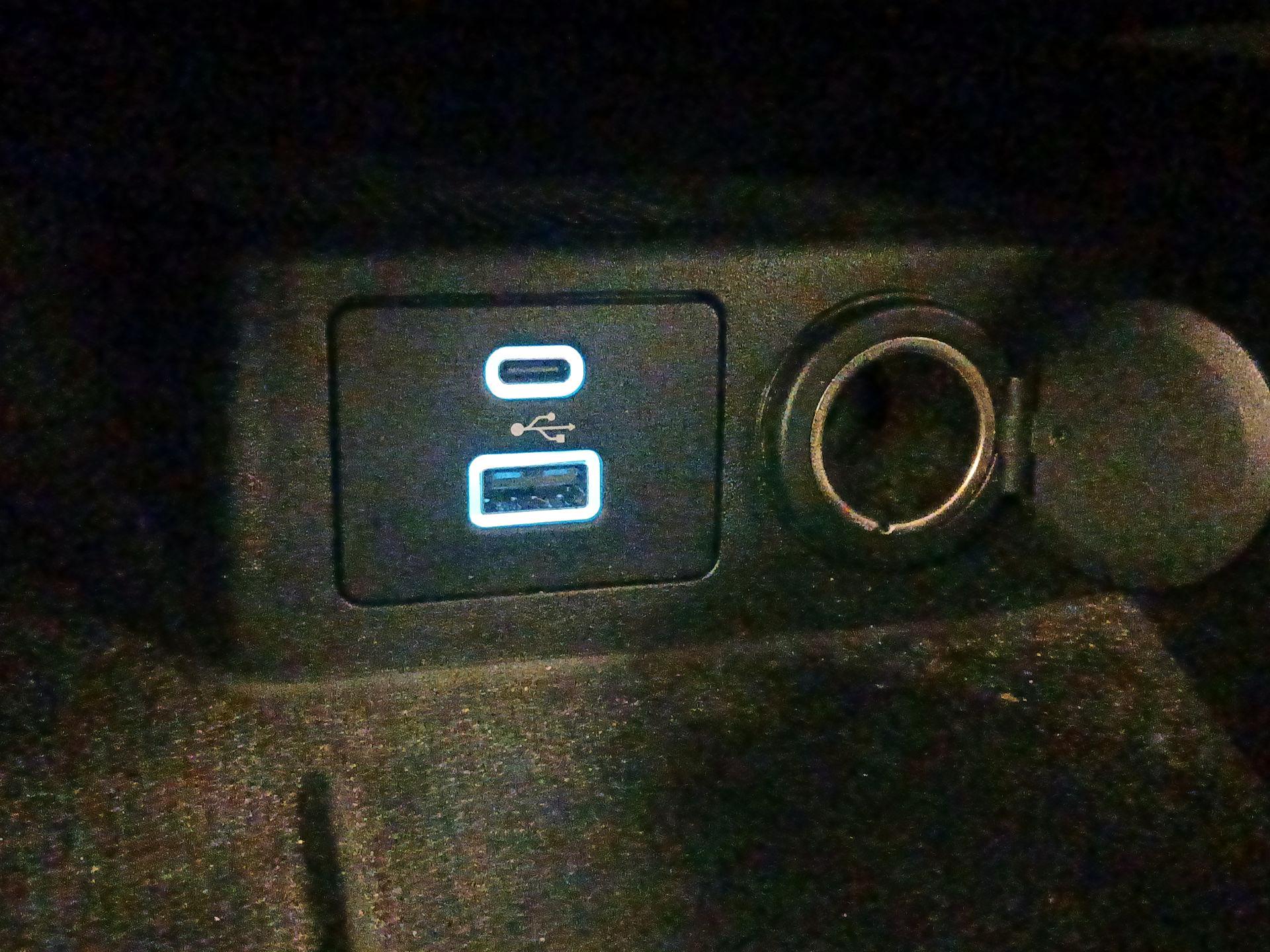 Thumbnail: 2021 Ford Escape - 18