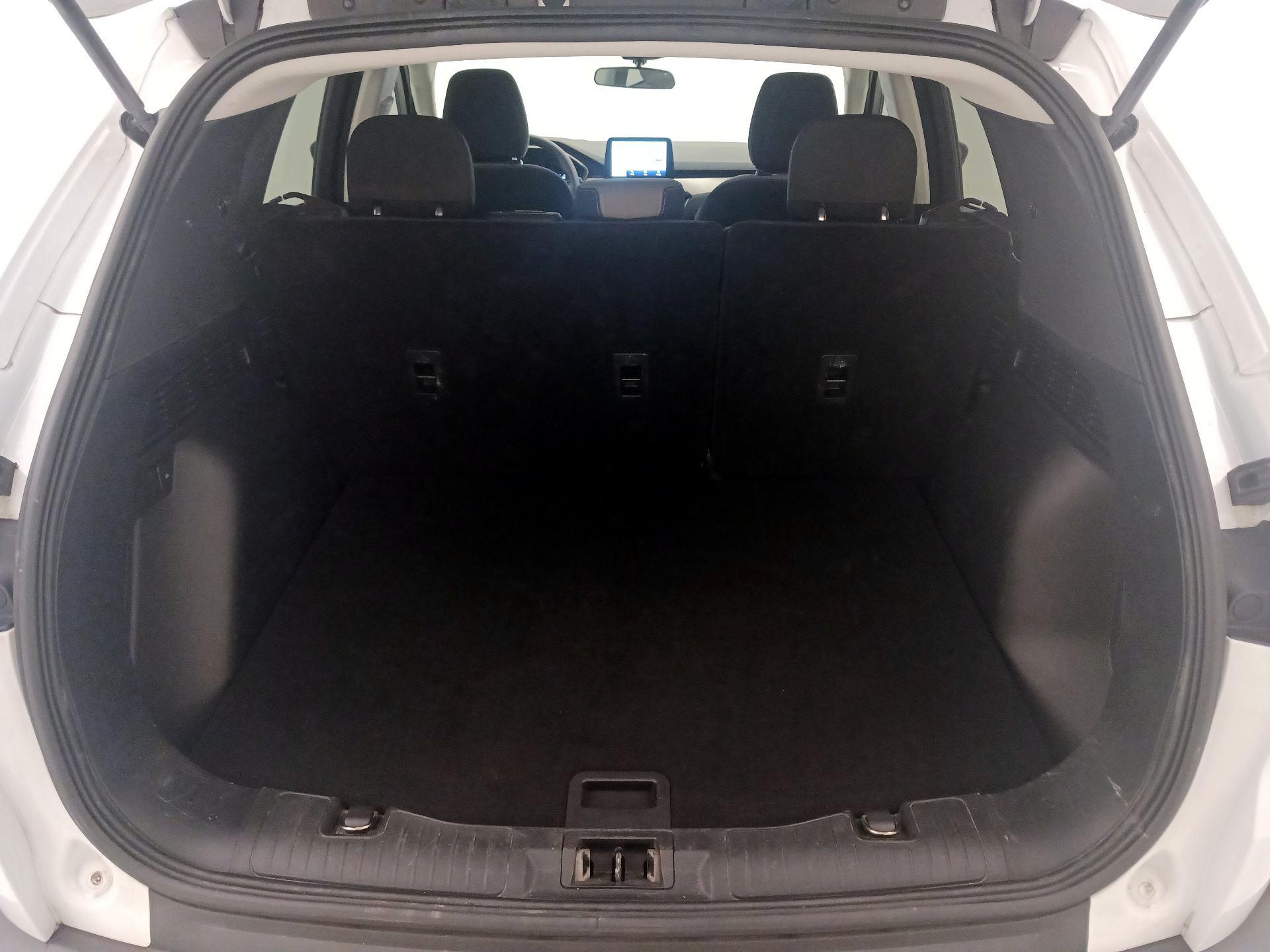 Thumbnail: 2021 Ford Escape - 20