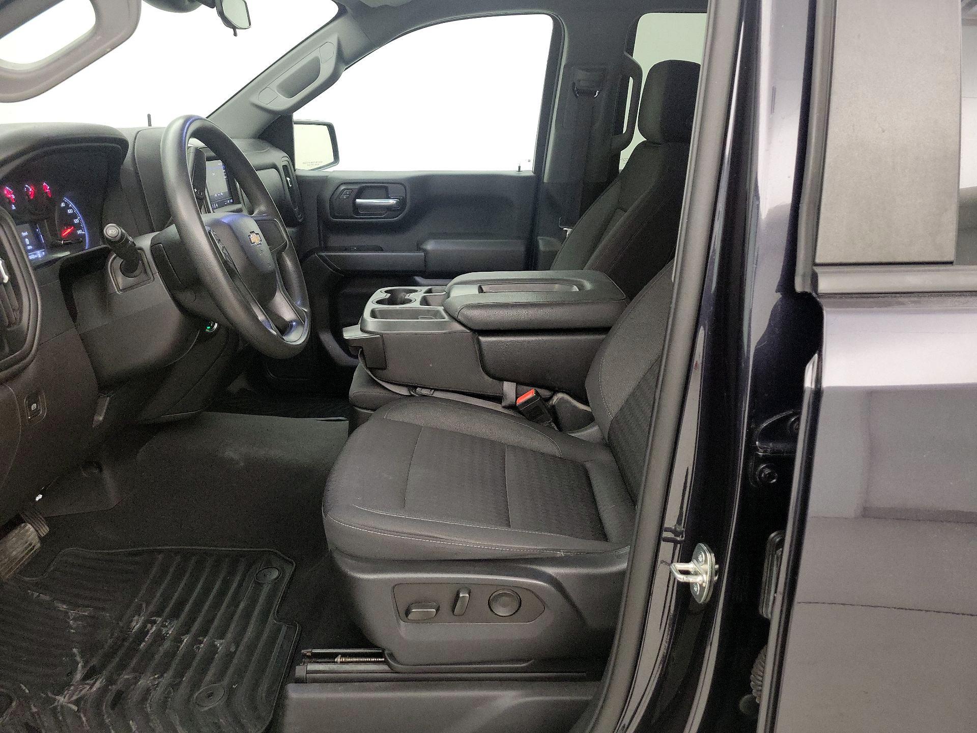 Thumbnail: 2023 Chevrolet Silverado 1500 - 11