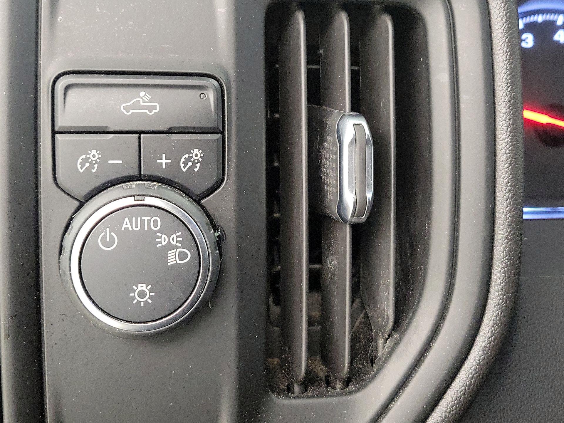 Thumbnail: 2023 Chevrolet Silverado 1500 - 13