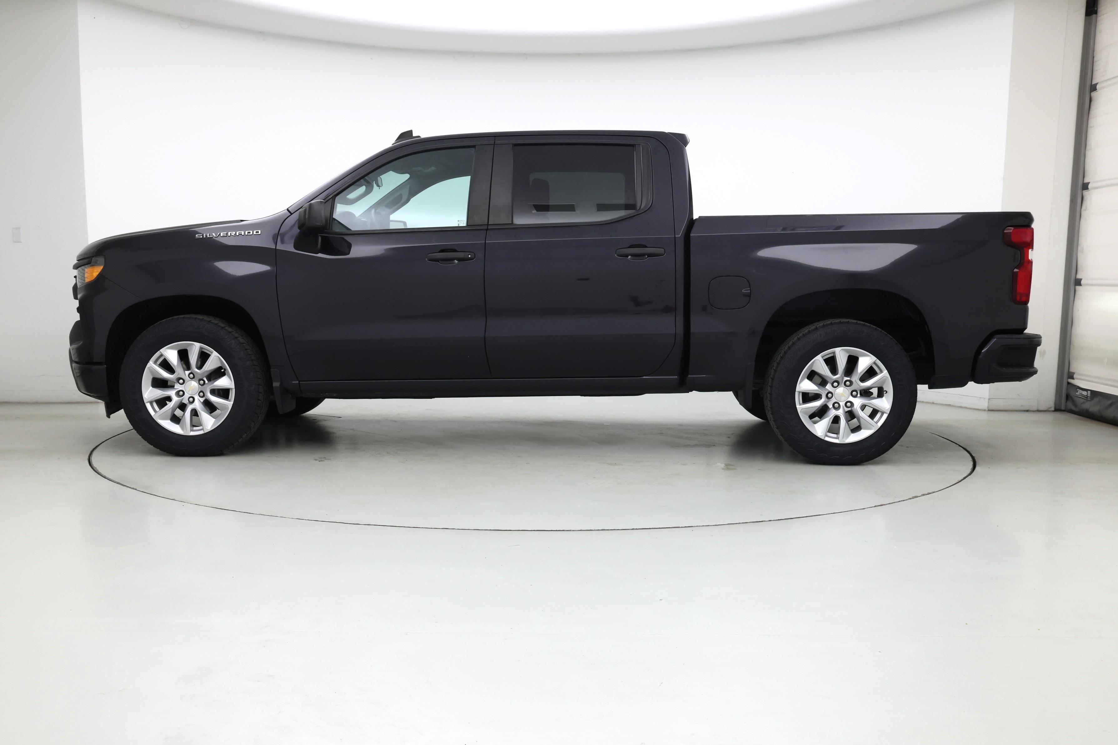 Thumbnail: 2023 Chevrolet Silverado 1500 - 3