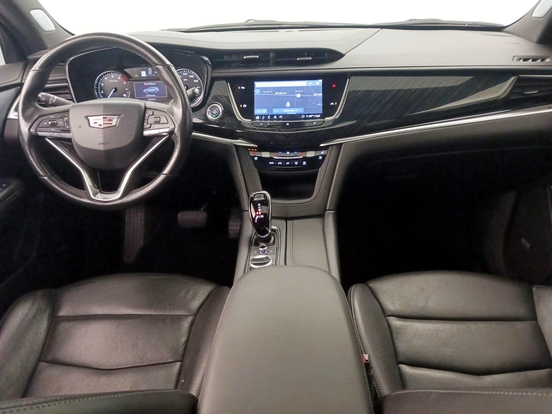 Thumbnail: 2020 Cadillac XT6 - 9