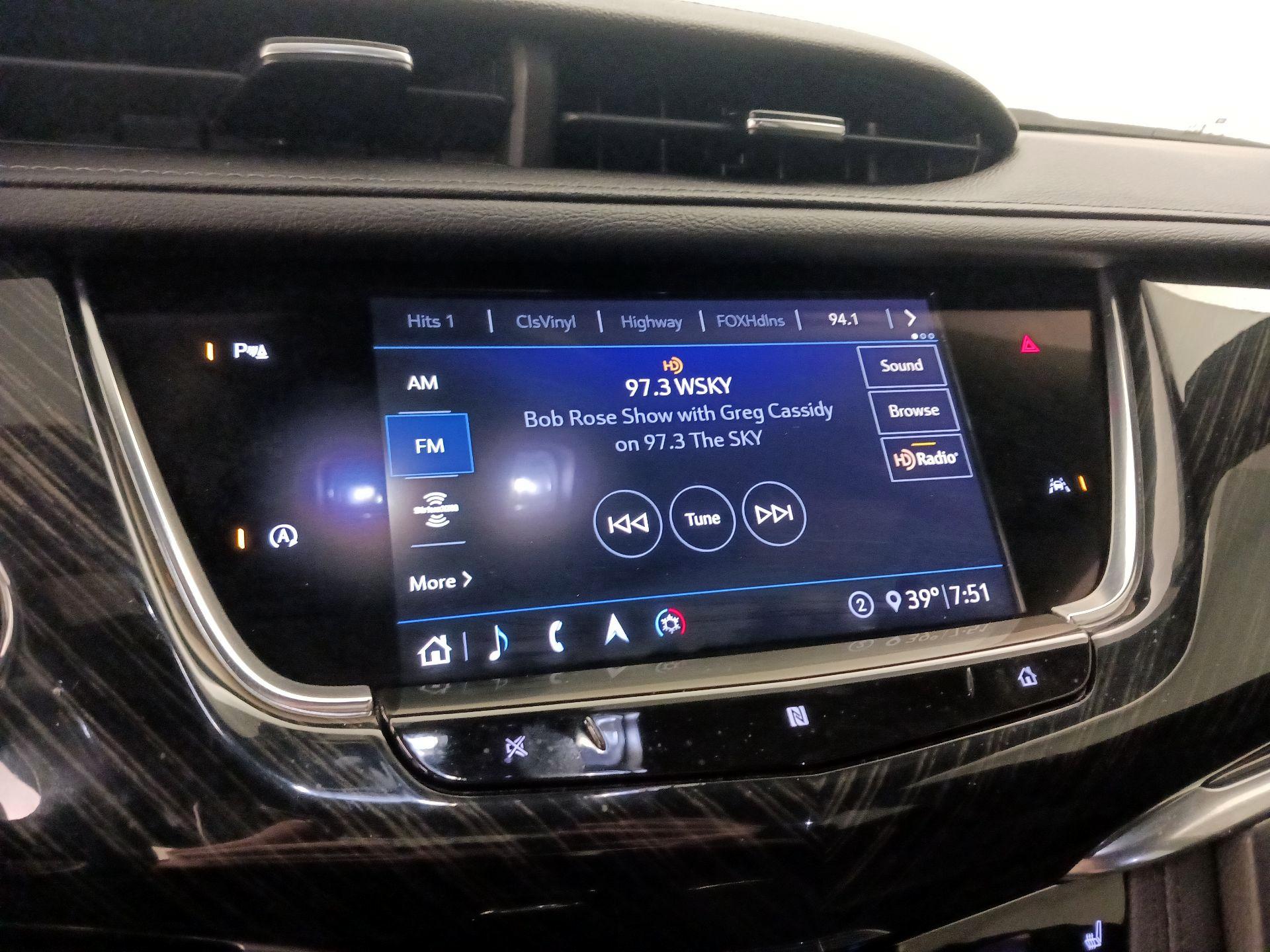 Thumbnail: 2020 Cadillac XT6 - 16