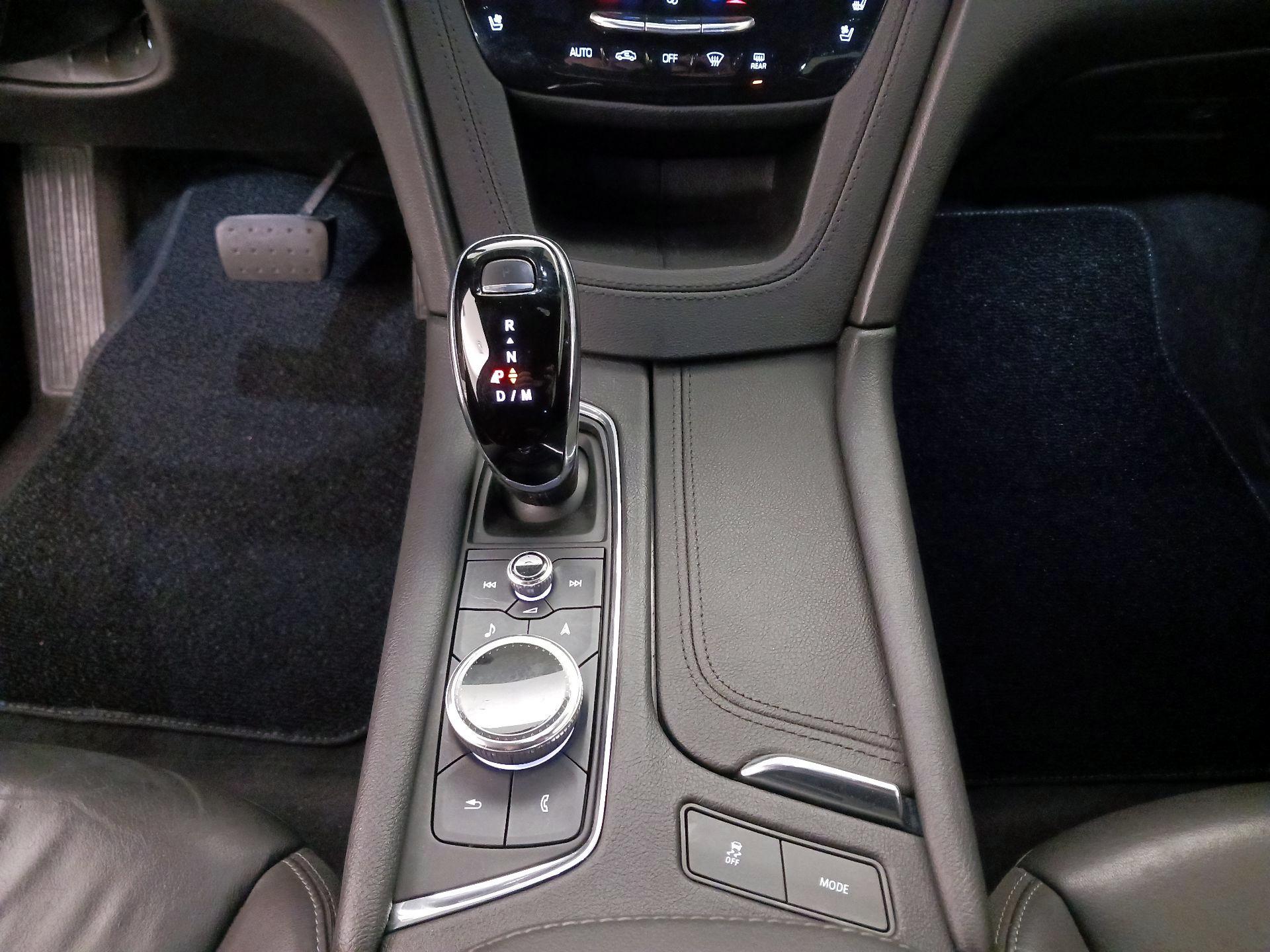 Thumbnail: 2020 Cadillac XT6 - 18