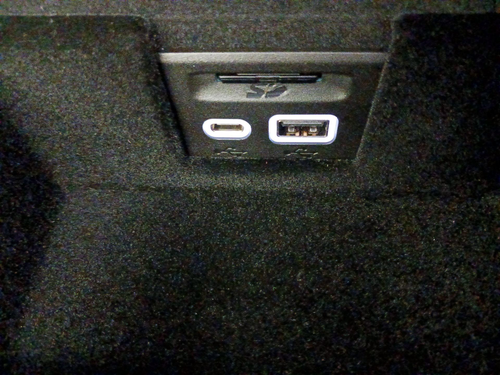 Thumbnail: 2020 Cadillac XT6 - 19