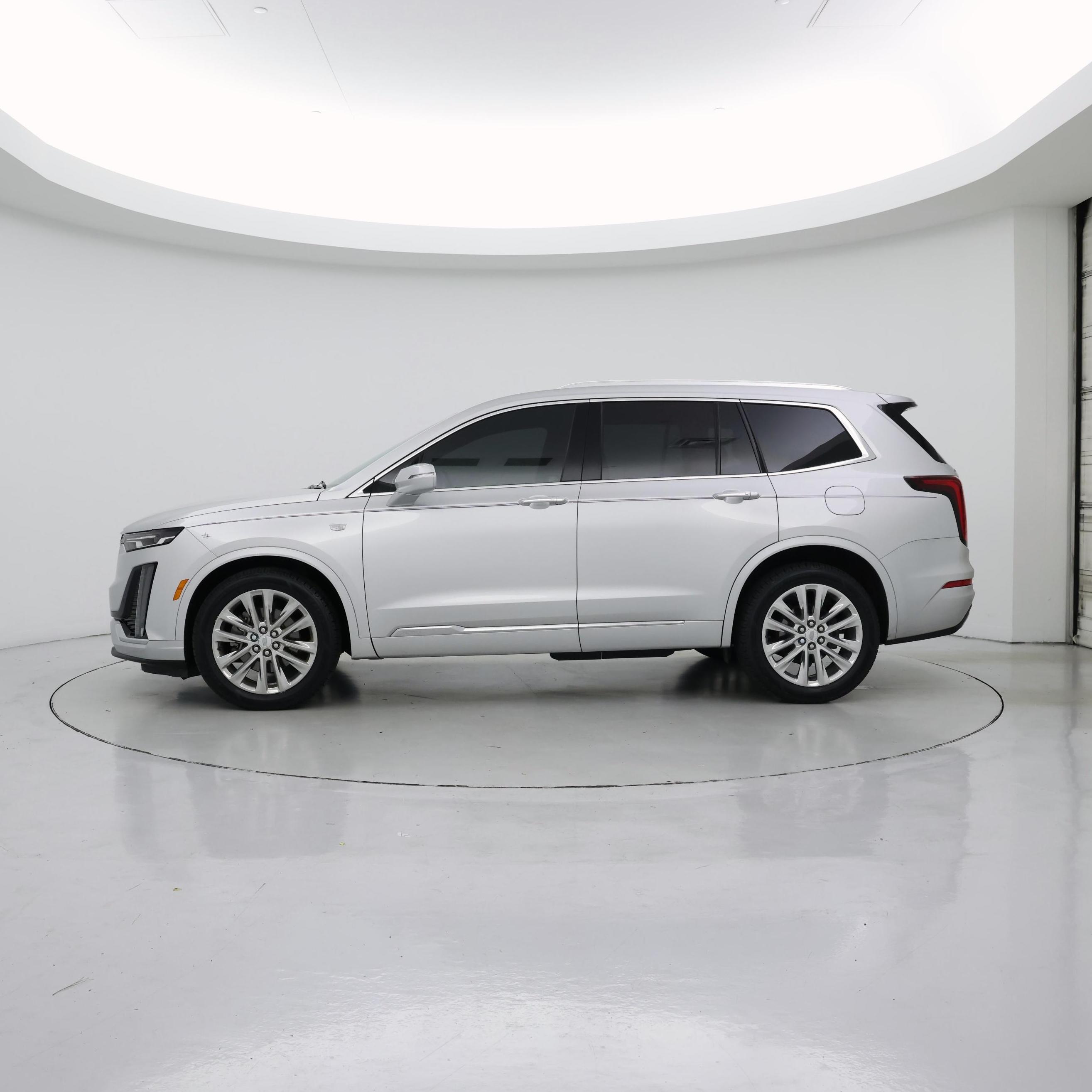 Thumbnail: 2020 Cadillac XT6 - 3