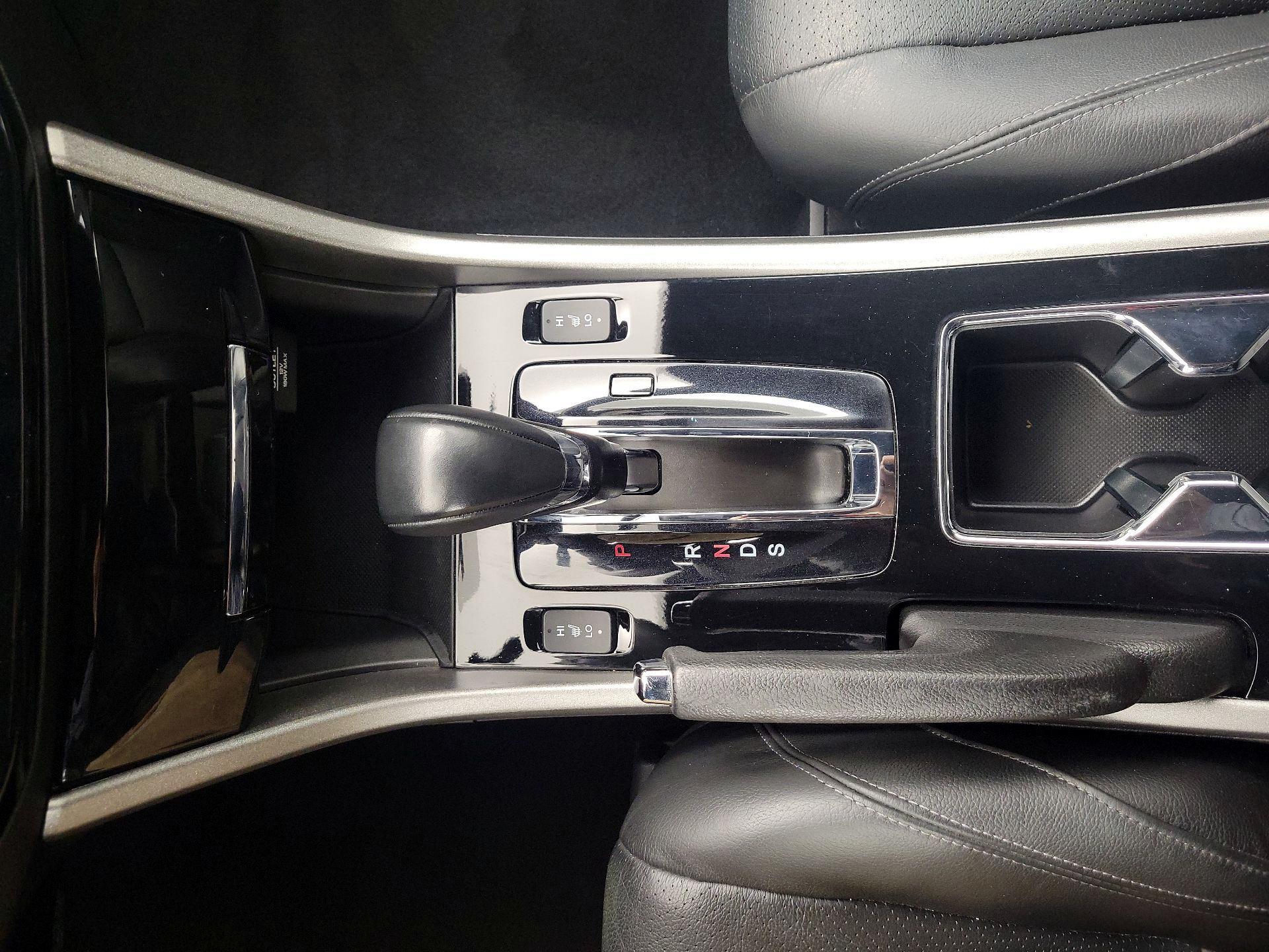 Thumbnail: 2017 Honda Accord - 17