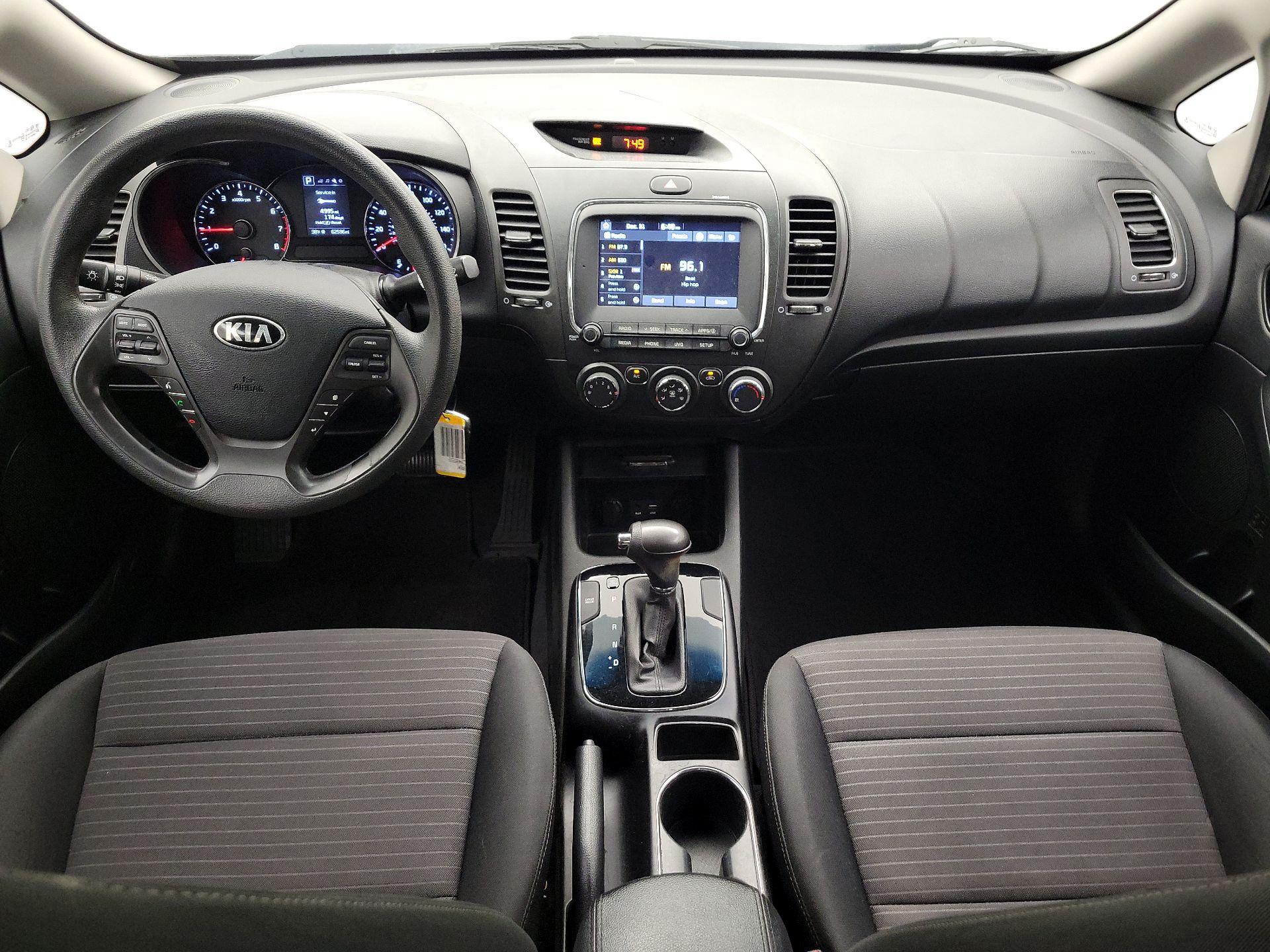 Thumbnail: 2018 Kia Forte - 9