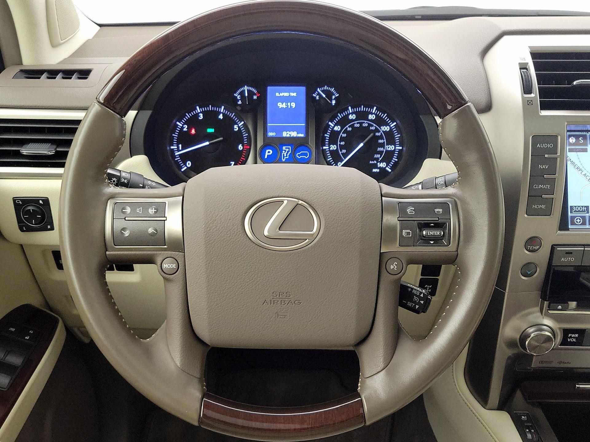 Thumbnail: 2019 Lexus GX - 10