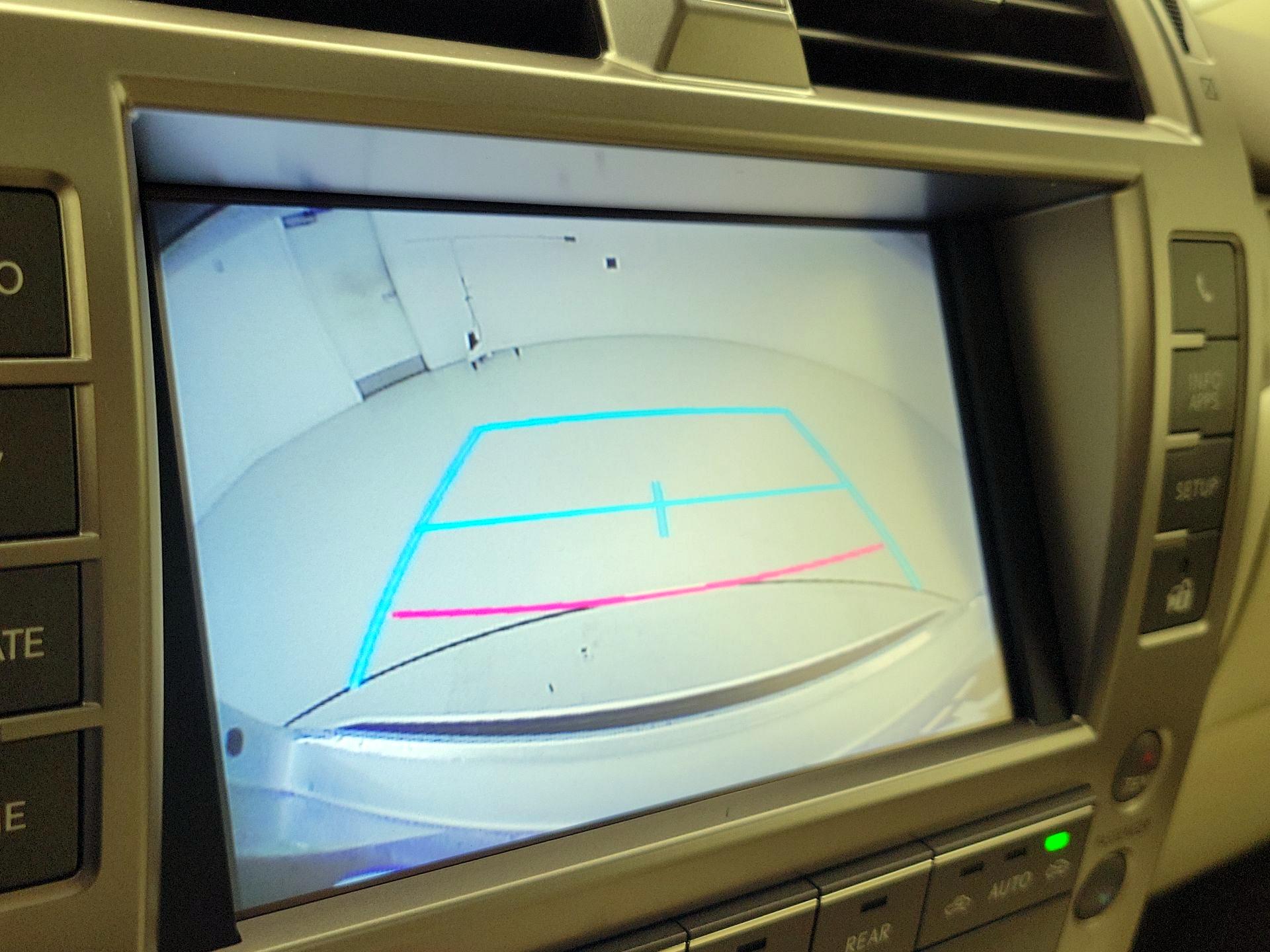 Thumbnail: 2019 Lexus GX - 15