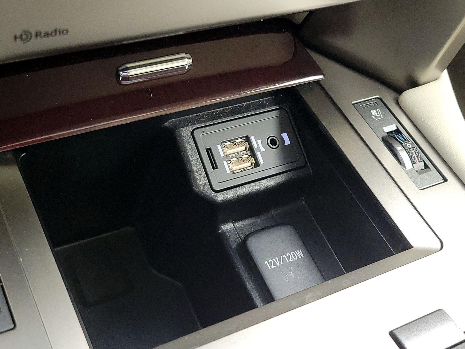 Thumbnail: 2019 Lexus GX - 19