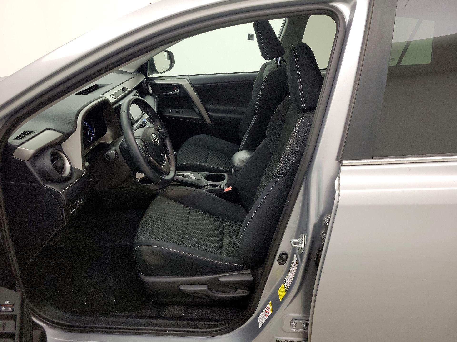 Thumbnail: 2017 Toyota RAV4 - 11