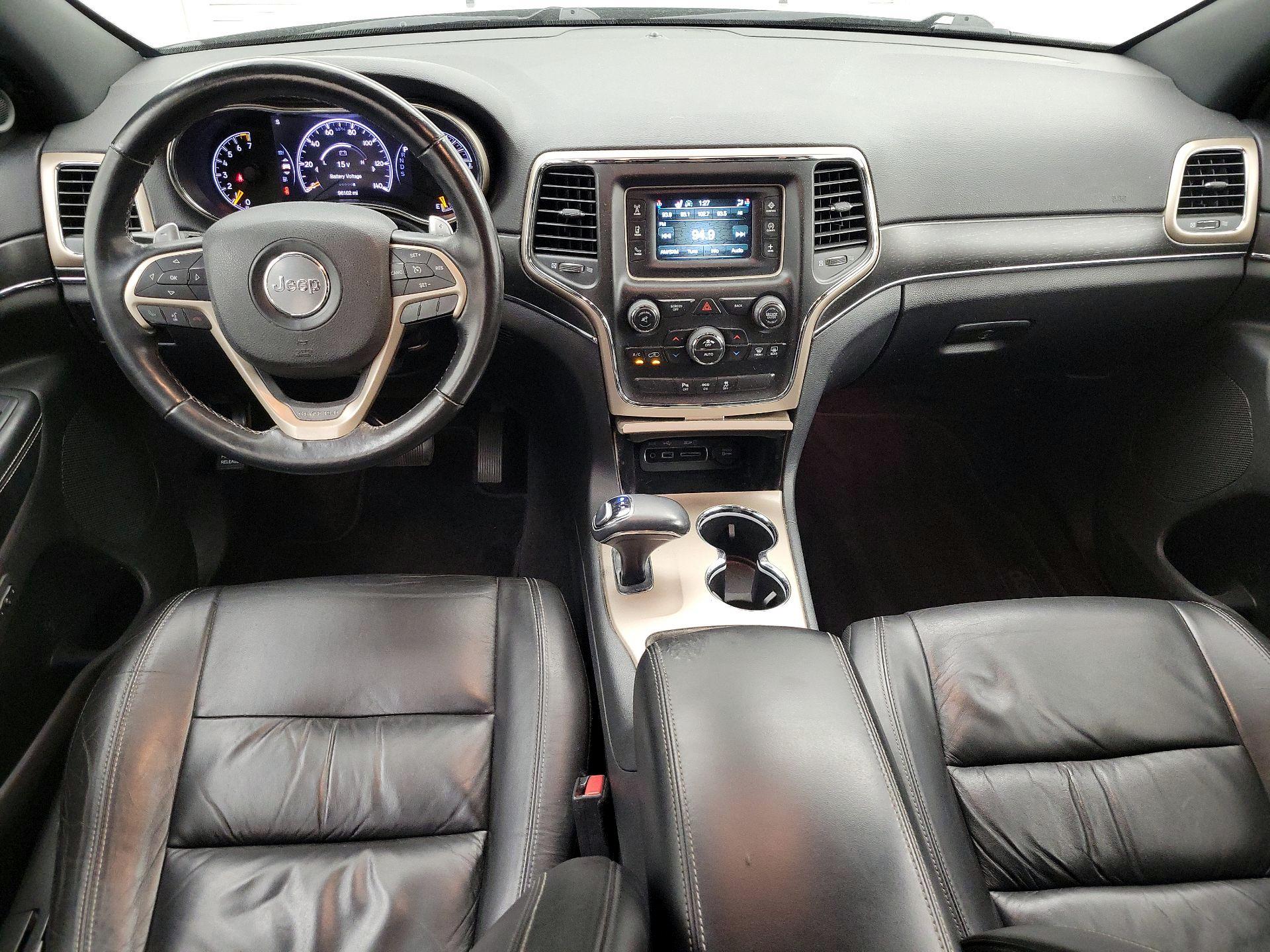 Thumbnail: 2015 Jeep Grand Cherokee - 9