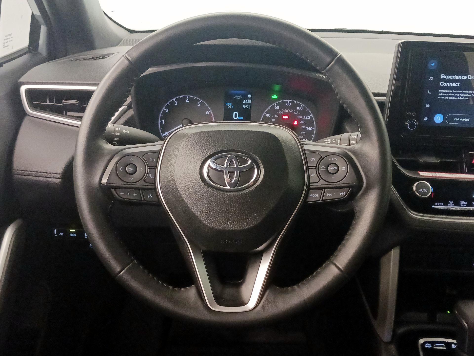 Thumbnail: 2025 Toyota Corolla Cross - 10