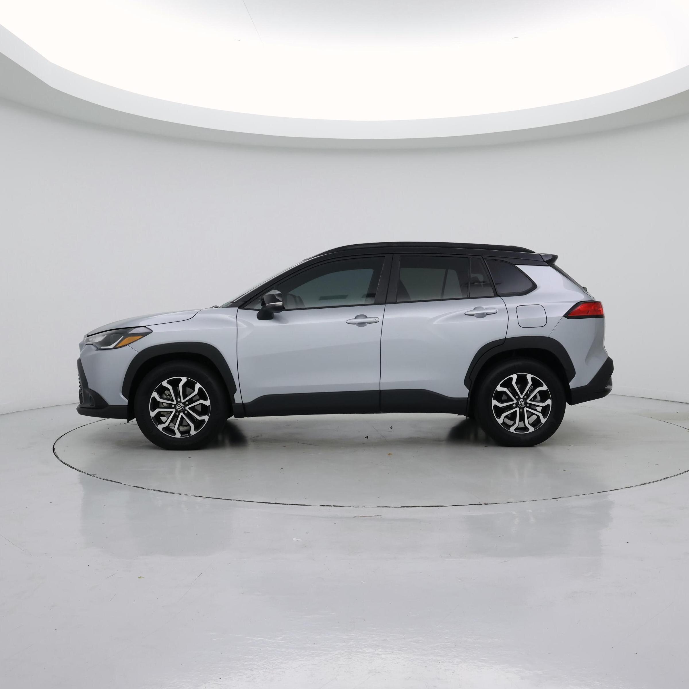 Thumbnail: 2025 Toyota Corolla Cross - 3