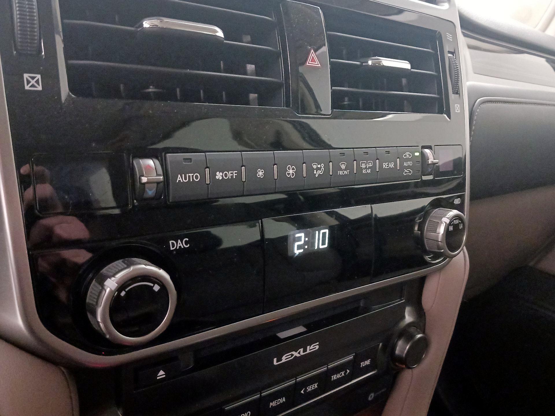 Thumbnail: 2023 Lexus GX - 17