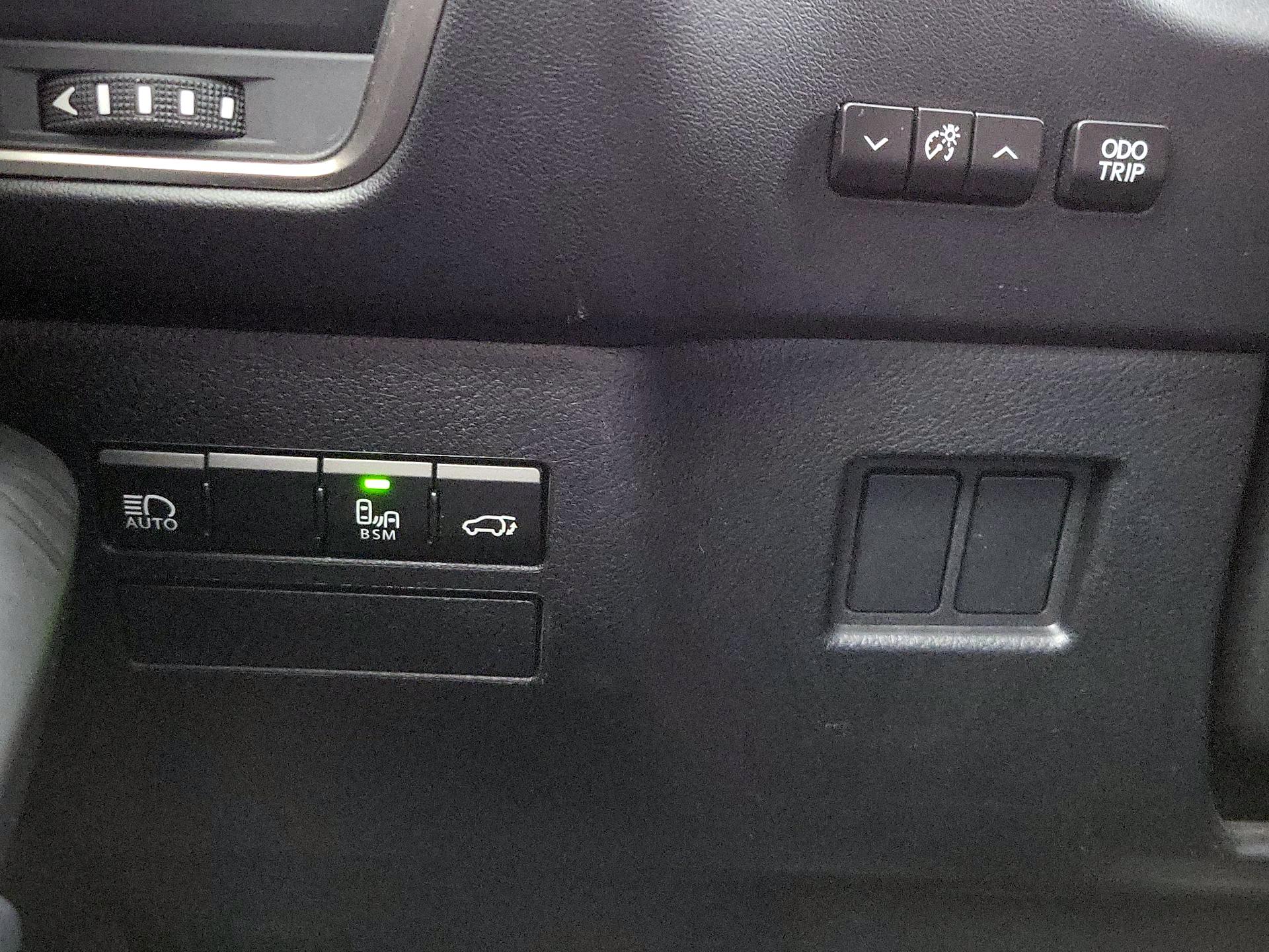 Thumbnail: 2020 Lexus NX - 13