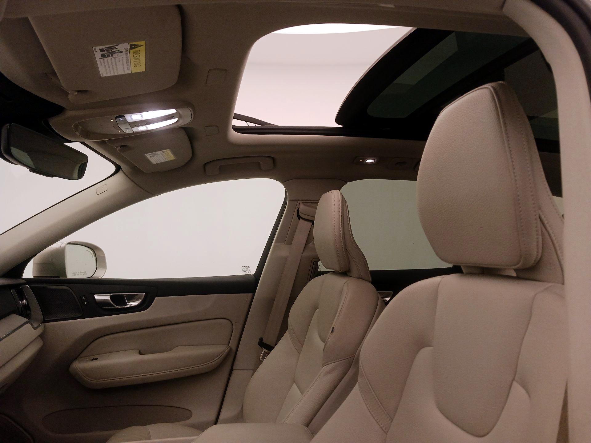 Thumbnail: 2023 Volvo XC60 - 19