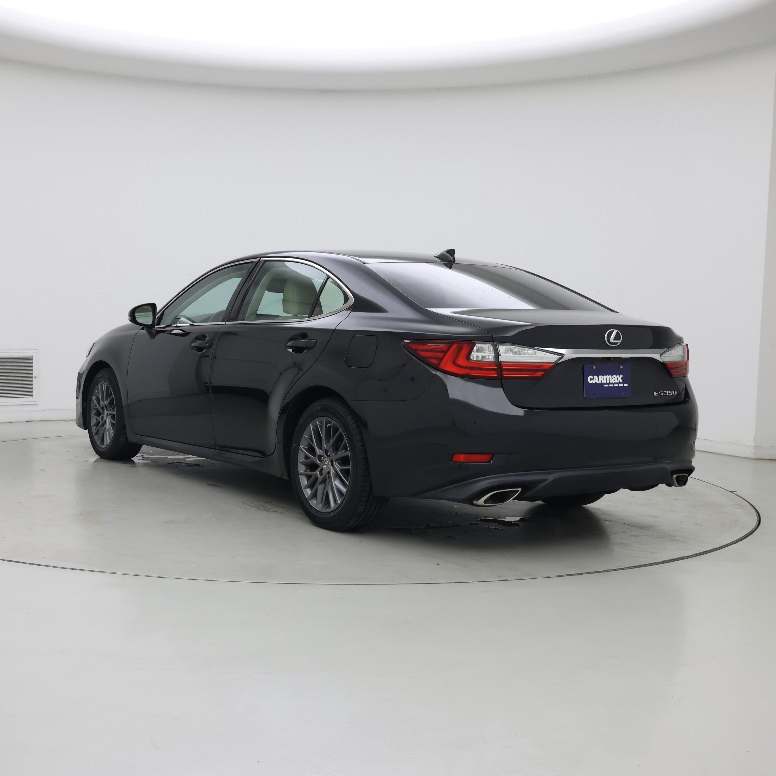 Thumbnail: 2018 Lexus ES - 2