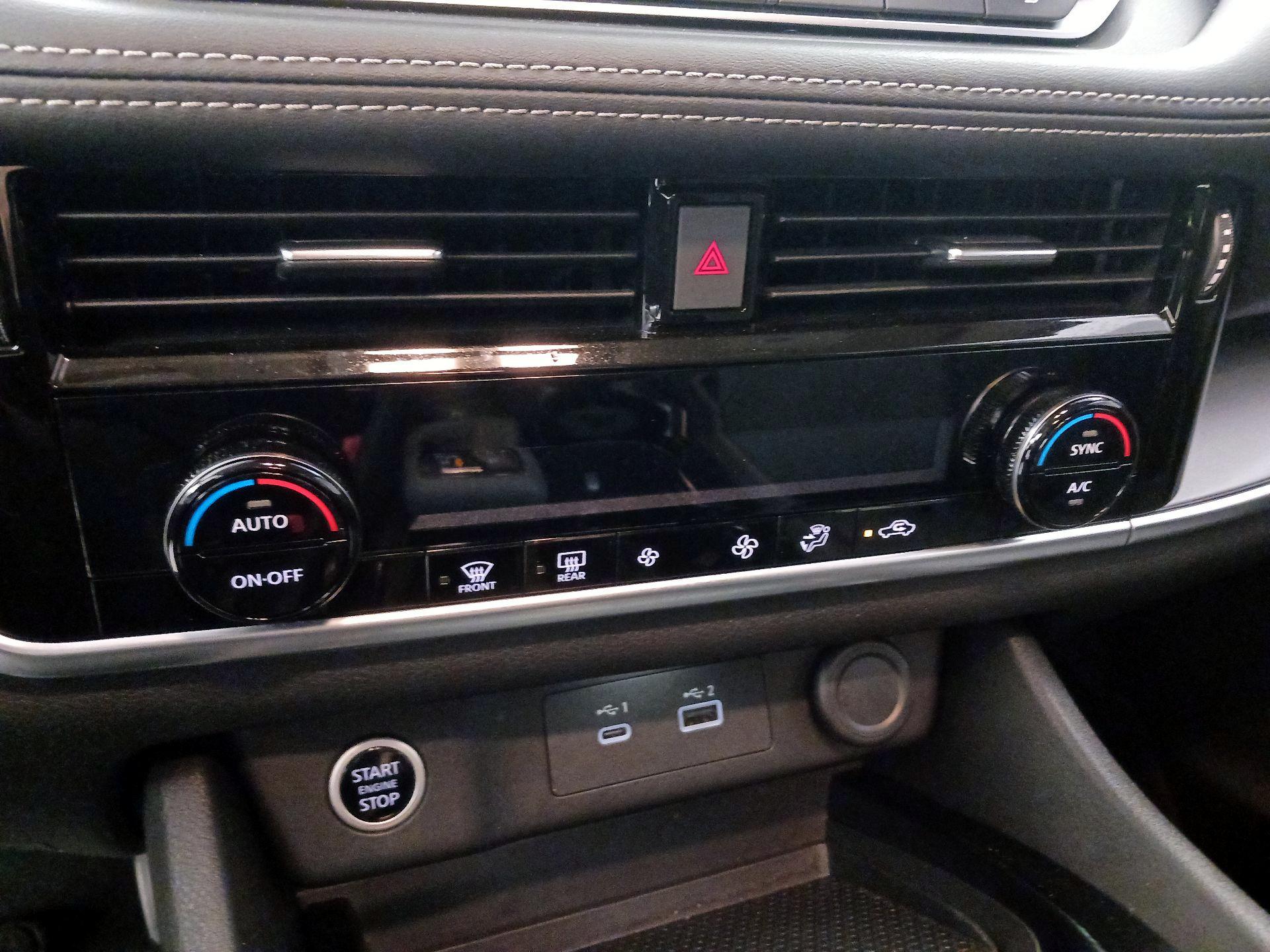 Thumbnail: 2021 Nissan Rogue - 16