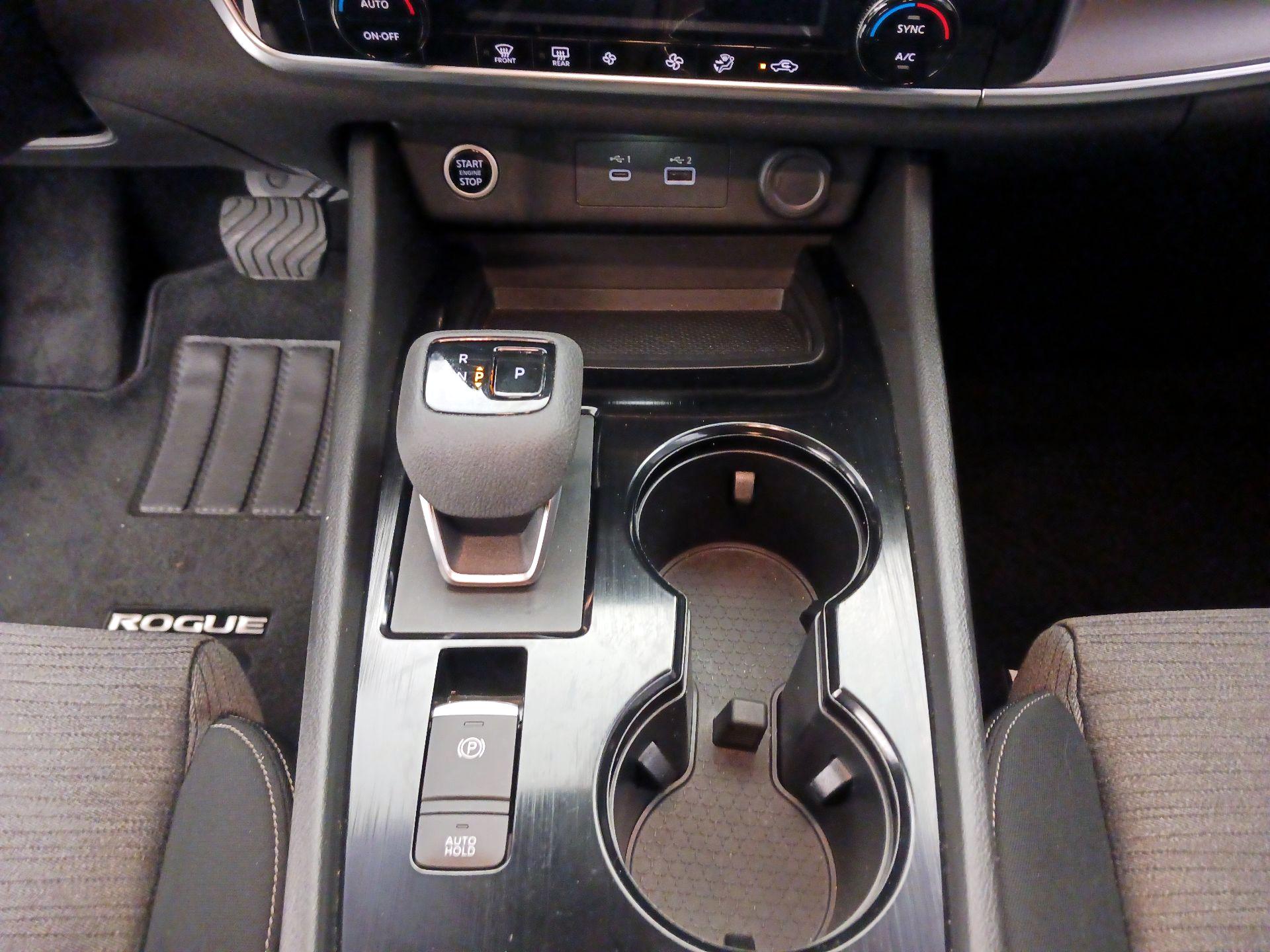 Thumbnail: 2021 Nissan Rogue - 17