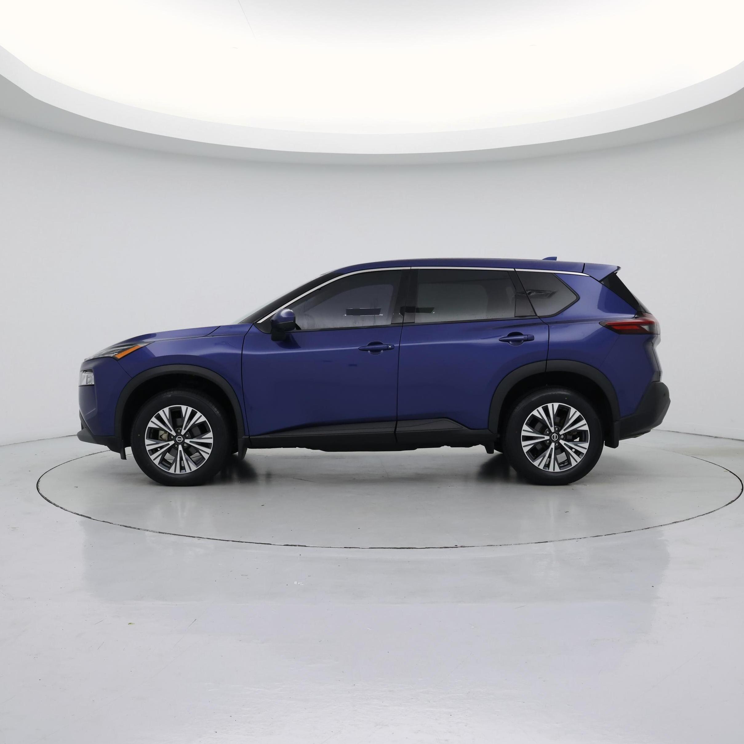 Thumbnail: 2021 Nissan Rogue - 3