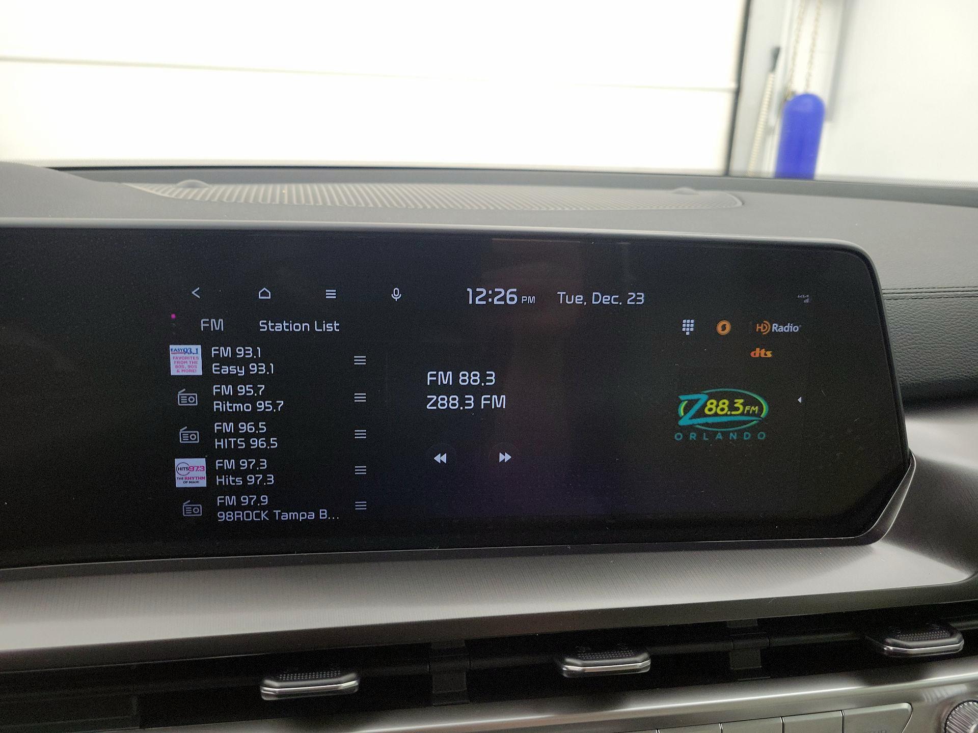 Thumbnail: 2023 Kia Telluride - 15