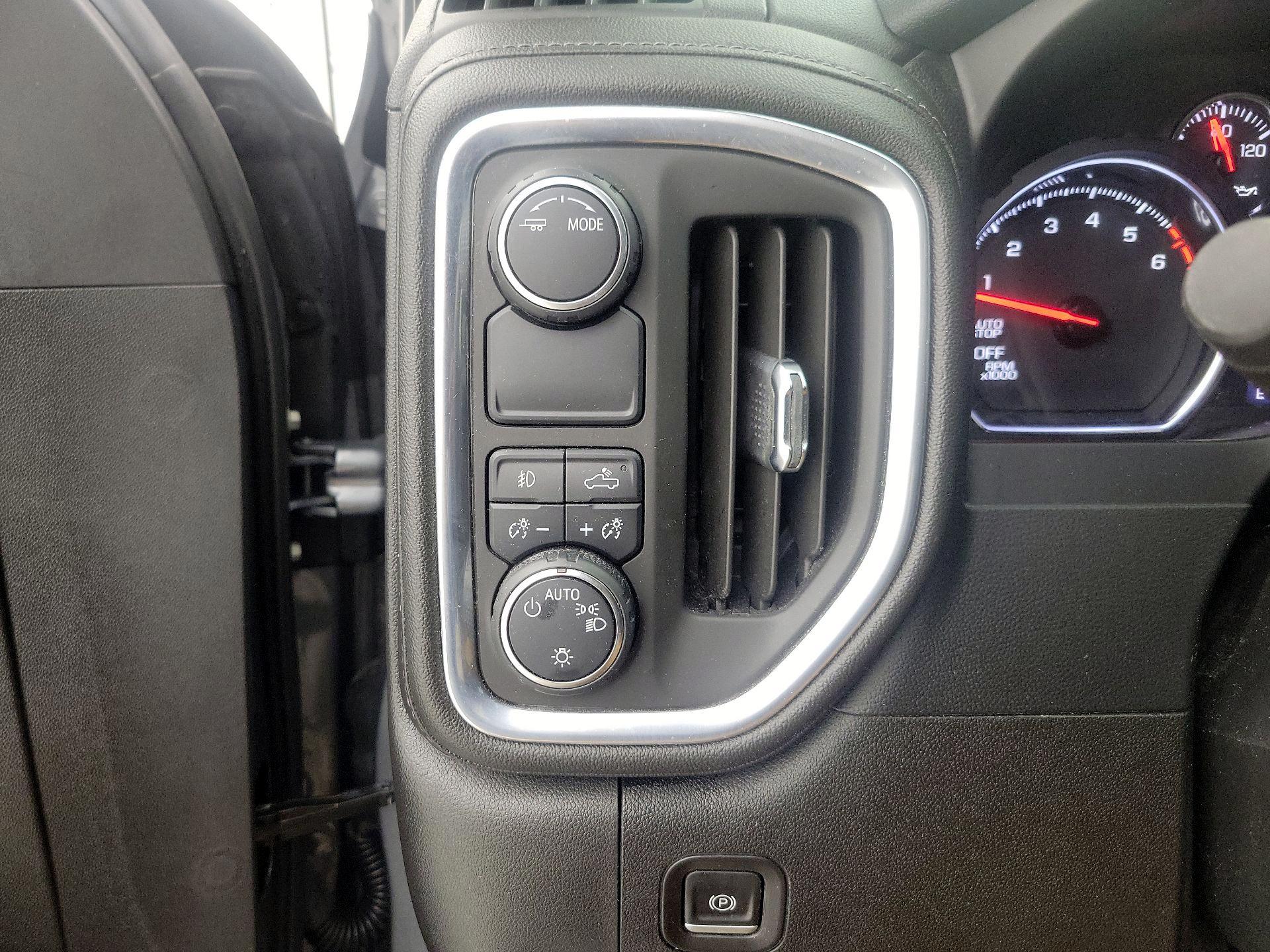 Thumbnail: 2021 Chevrolet Silverado 1500 - 13