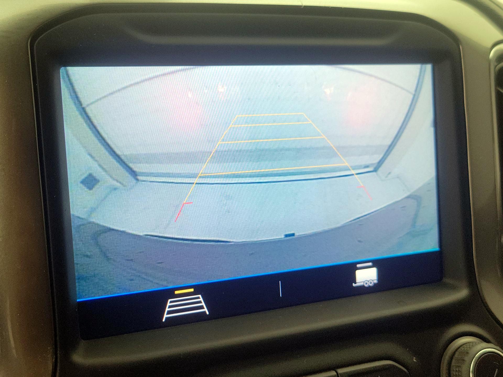 Thumbnail: 2021 Chevrolet Silverado 1500 - 14