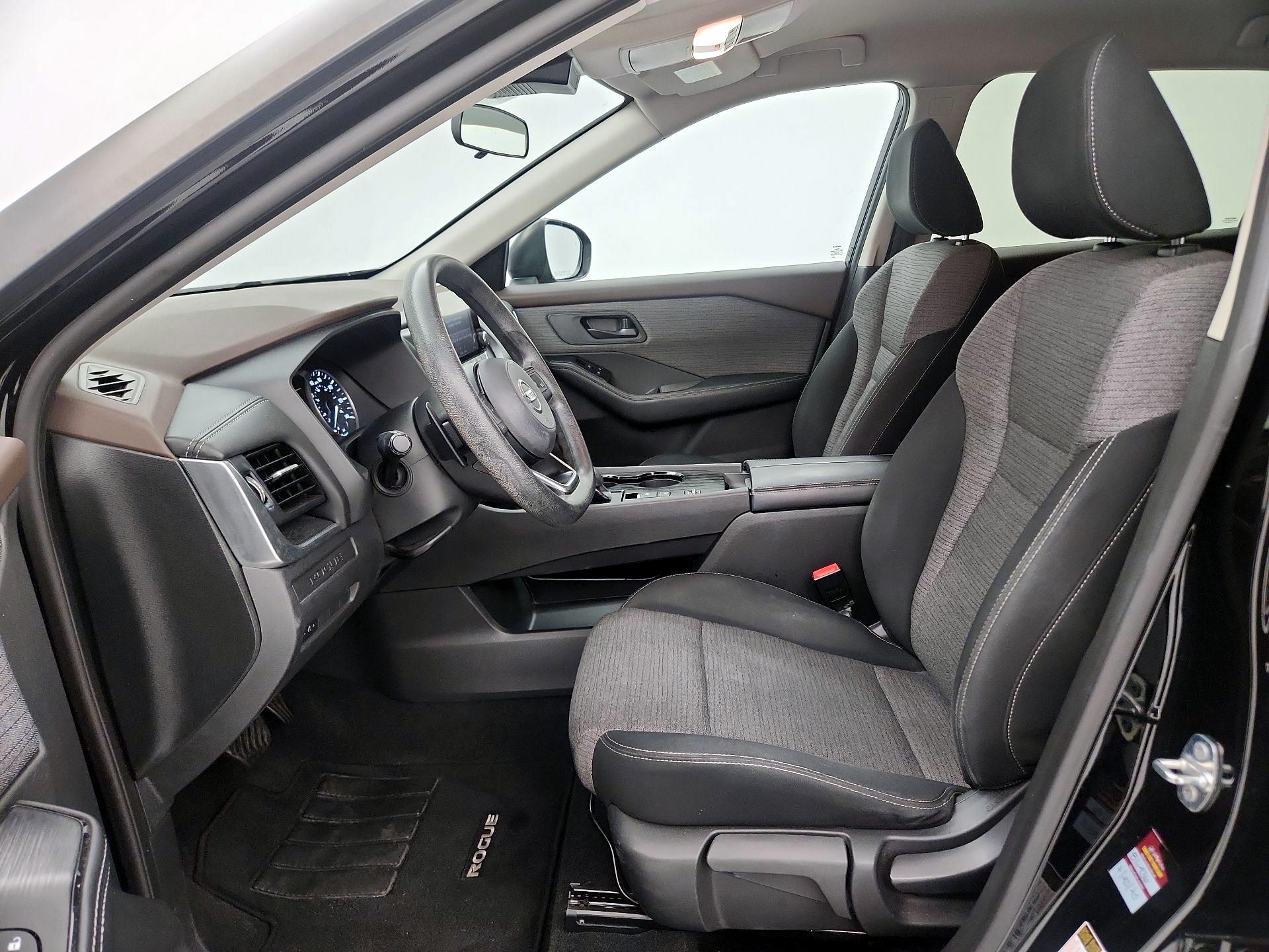 Thumbnail: 2021 Nissan Rogue - 11