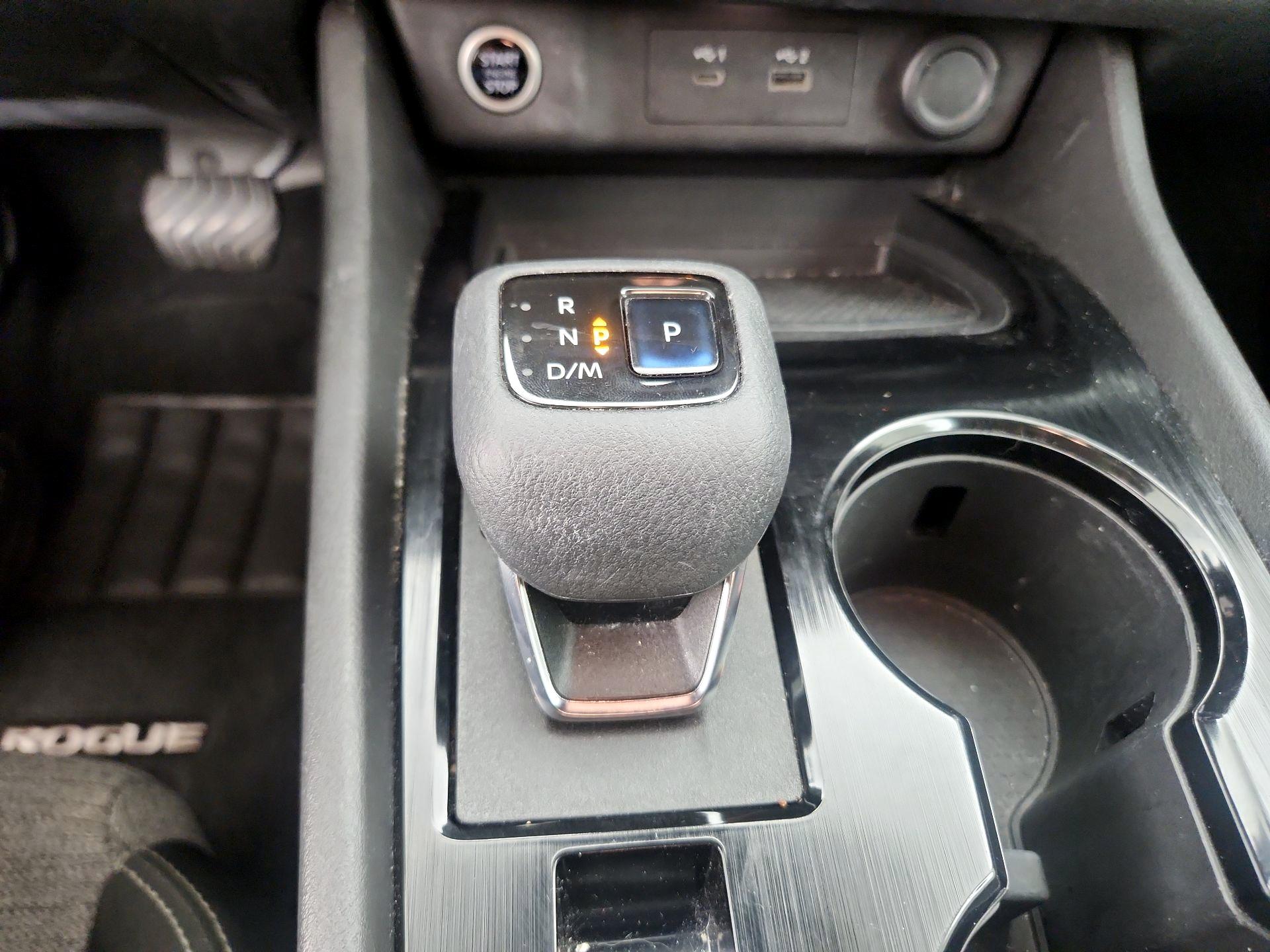 Thumbnail: 2021 Nissan Rogue - 17