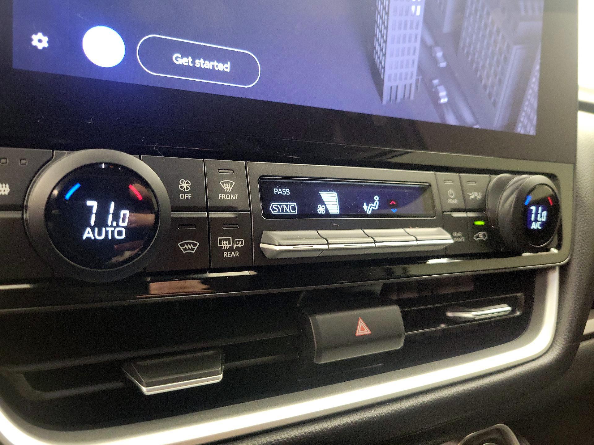 Thumbnail: 2024 Toyota Grand Highlander - 16