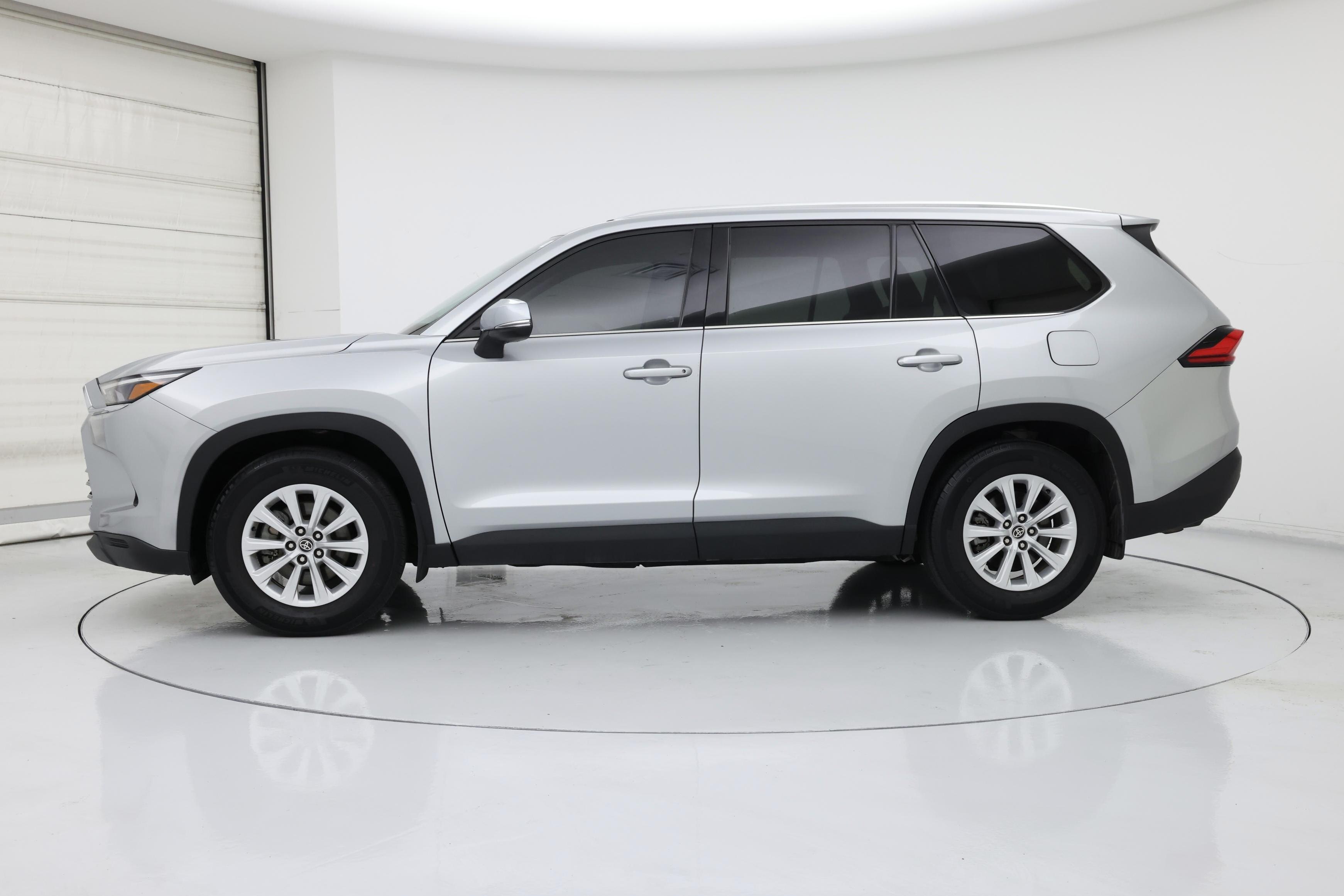 Thumbnail: 2024 Toyota Grand Highlander - 3