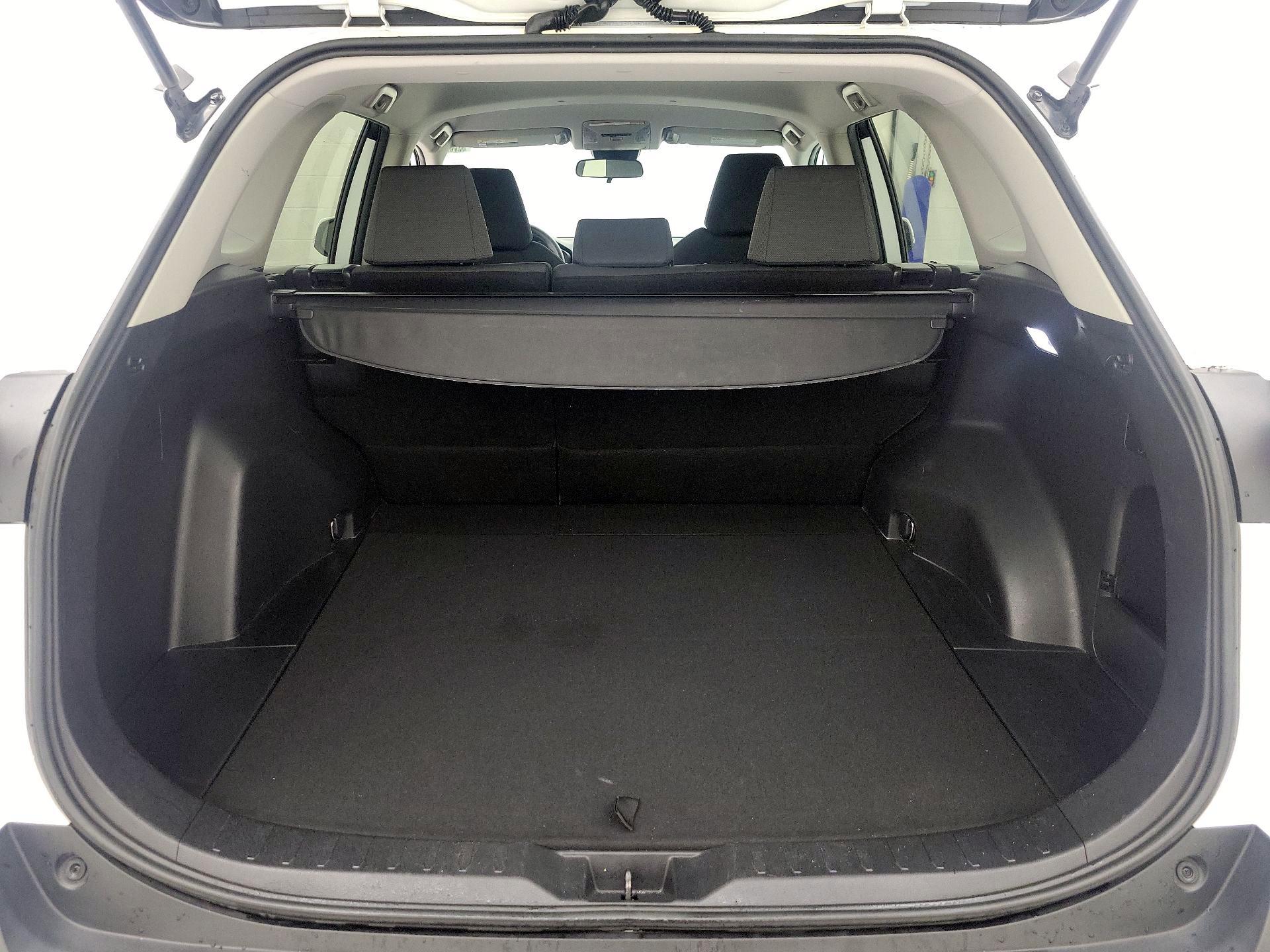 Thumbnail: 2021 Toyota RAV4 - 19