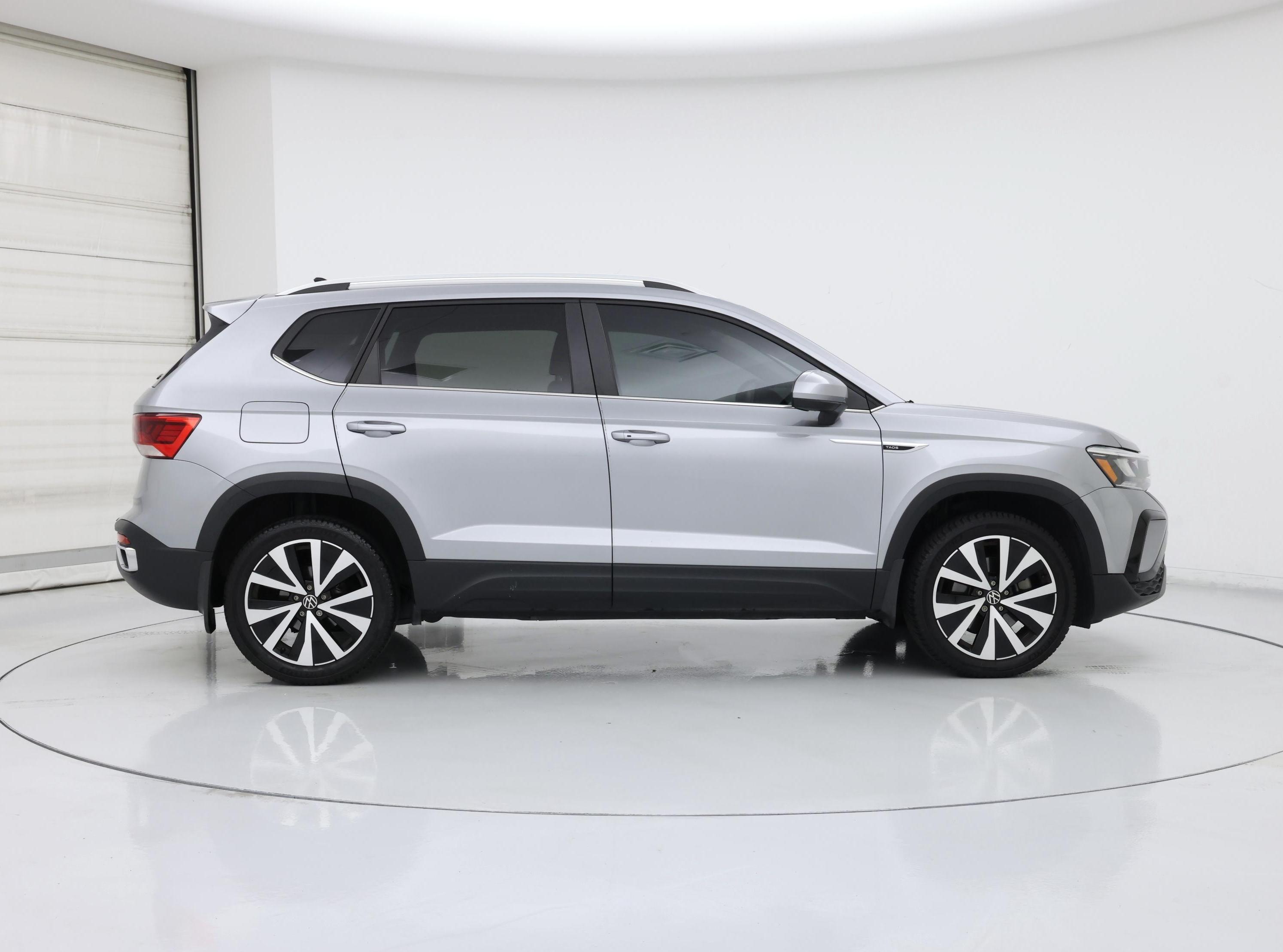 Thumbnail: 2022 Volkswagen Taos - 7