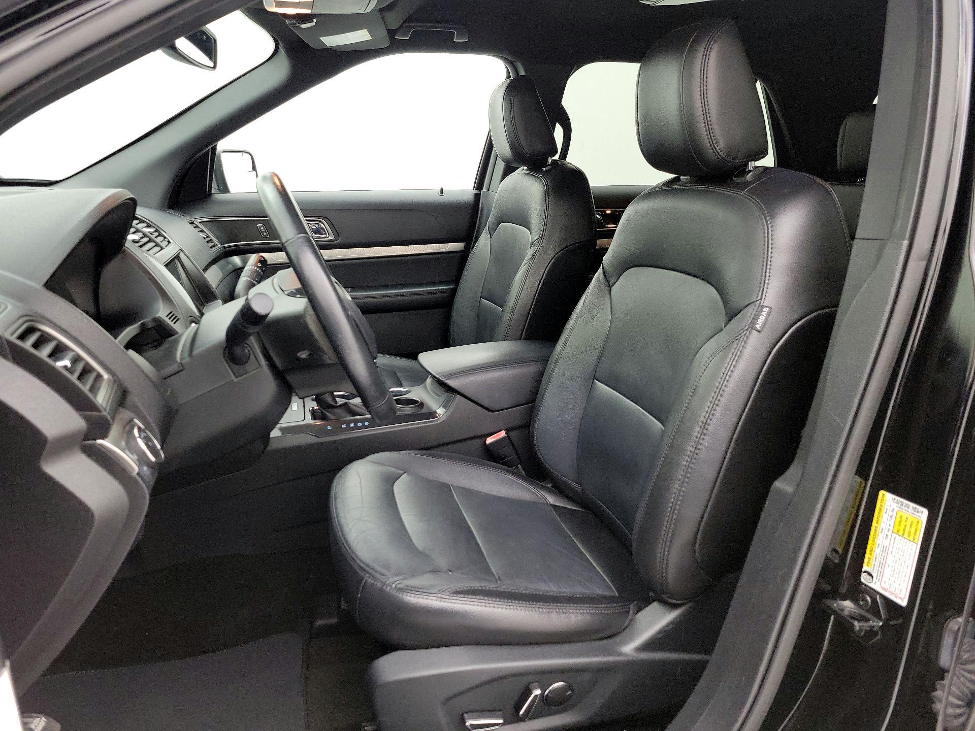 Thumbnail: 2018 Ford Explorer - 11