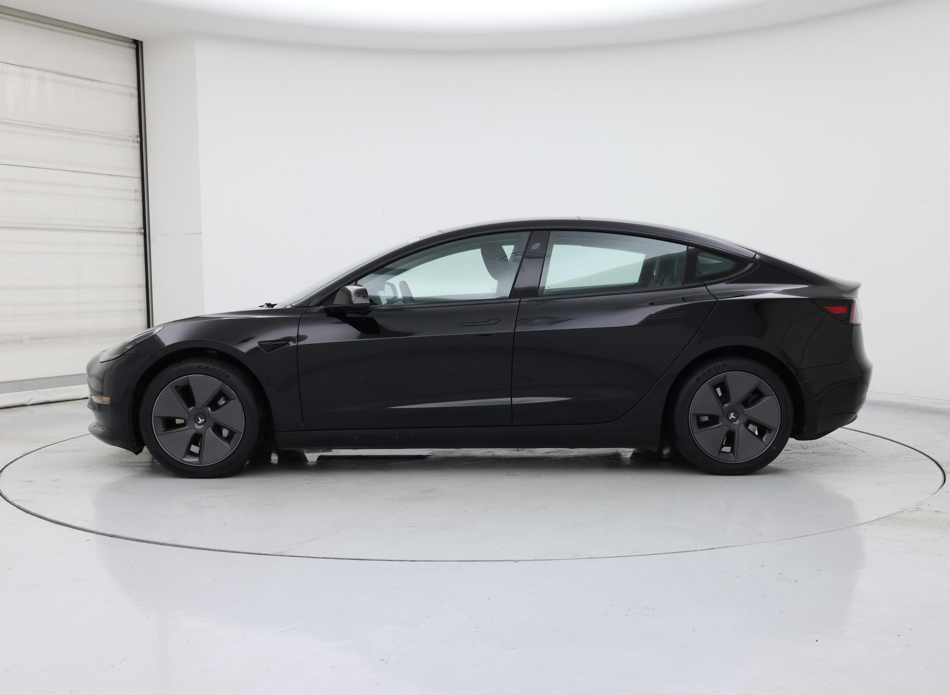 Thumbnail: 2022 Tesla Model 3 - 3