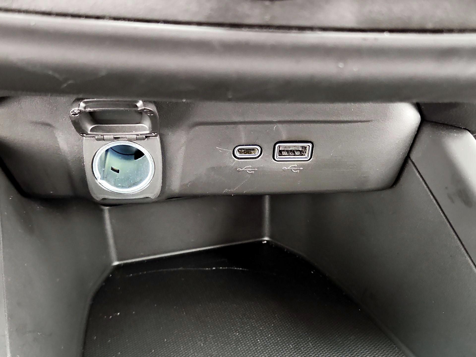 Thumbnail: 2024 Chevrolet Trax - 18