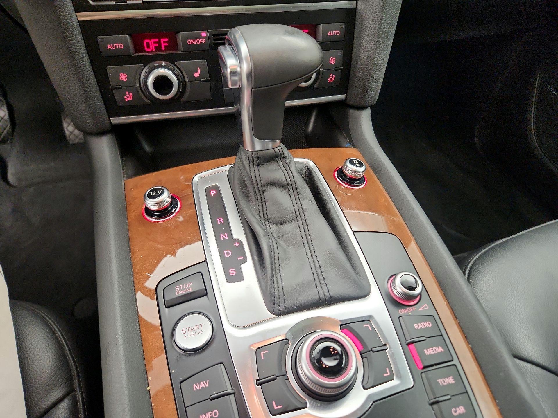 Thumbnail: 2015 Audi Q7 - 18