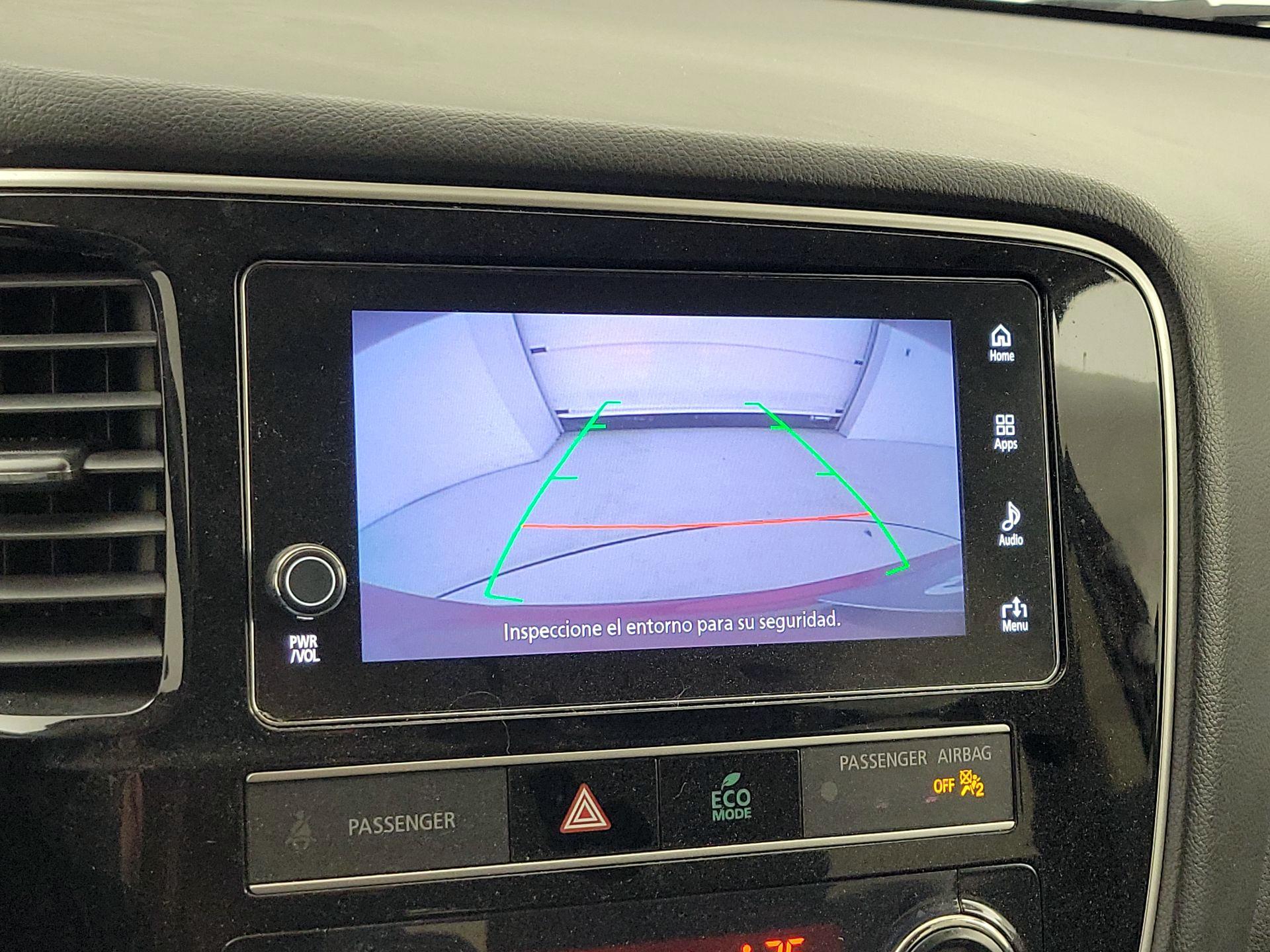 Thumbnail: 2019 Mitsubishi Outlander - 14