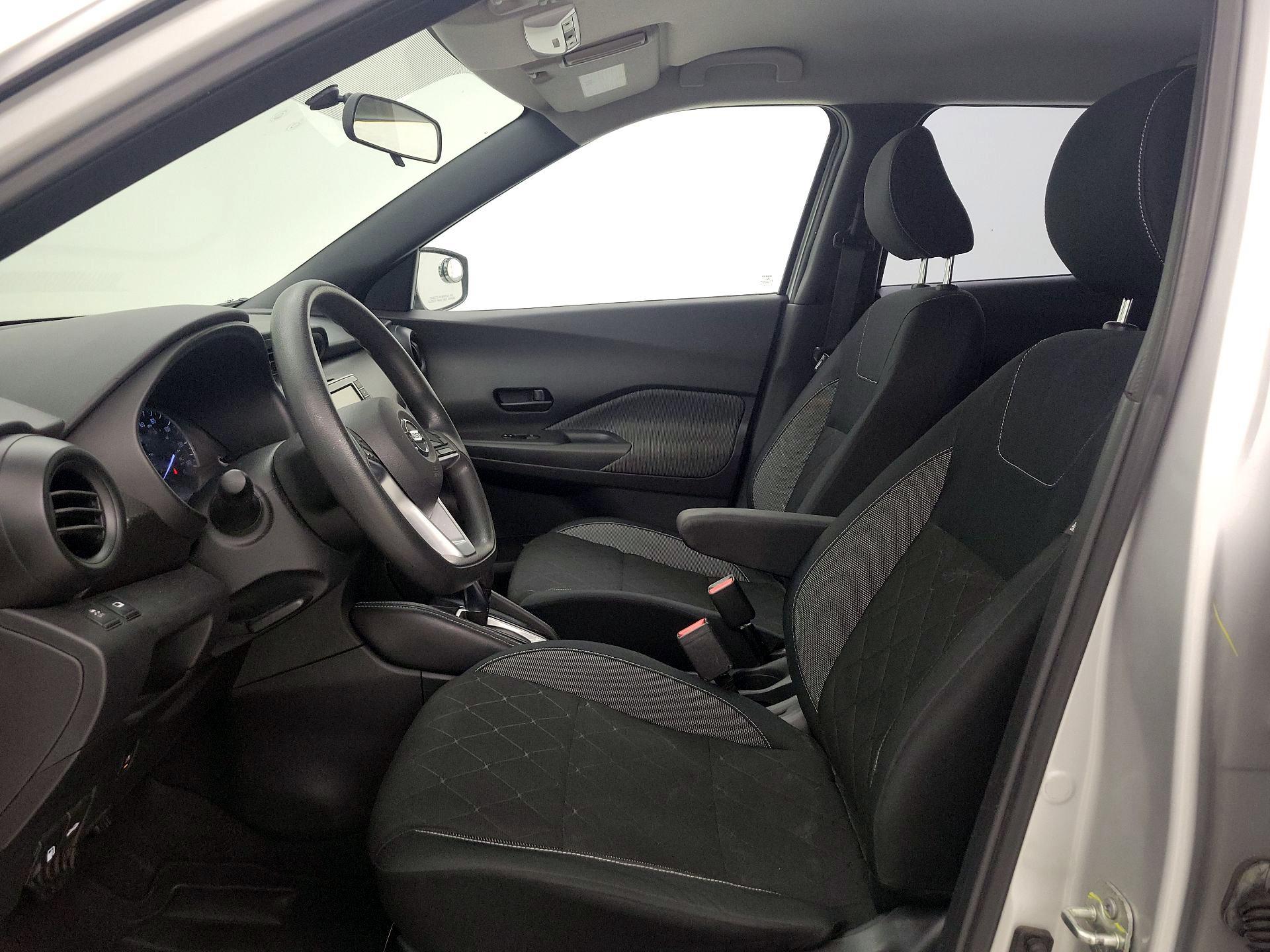 Thumbnail: 2019 Nissan Kicks - 11