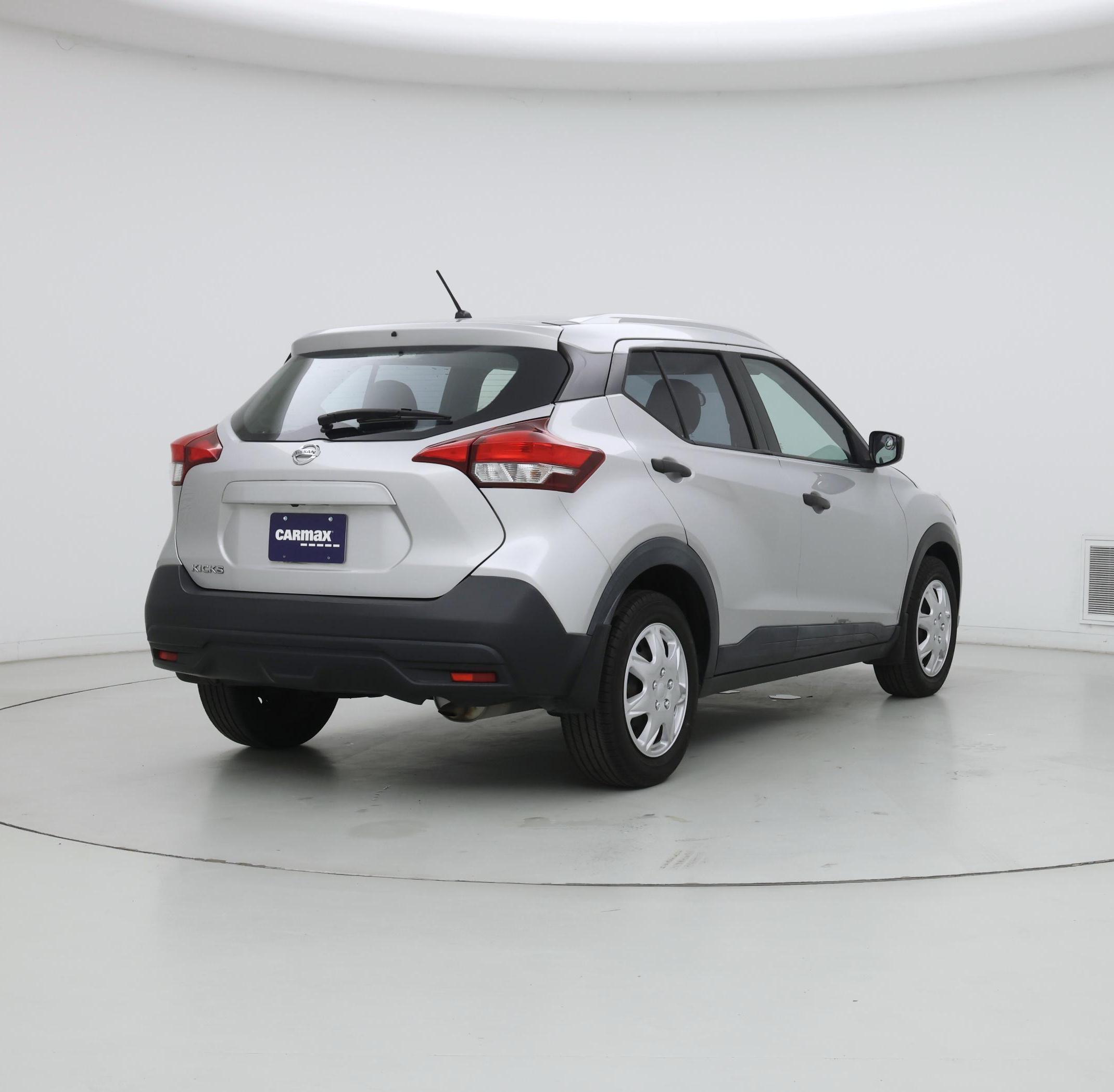Thumbnail: 2019 Nissan Kicks - 8