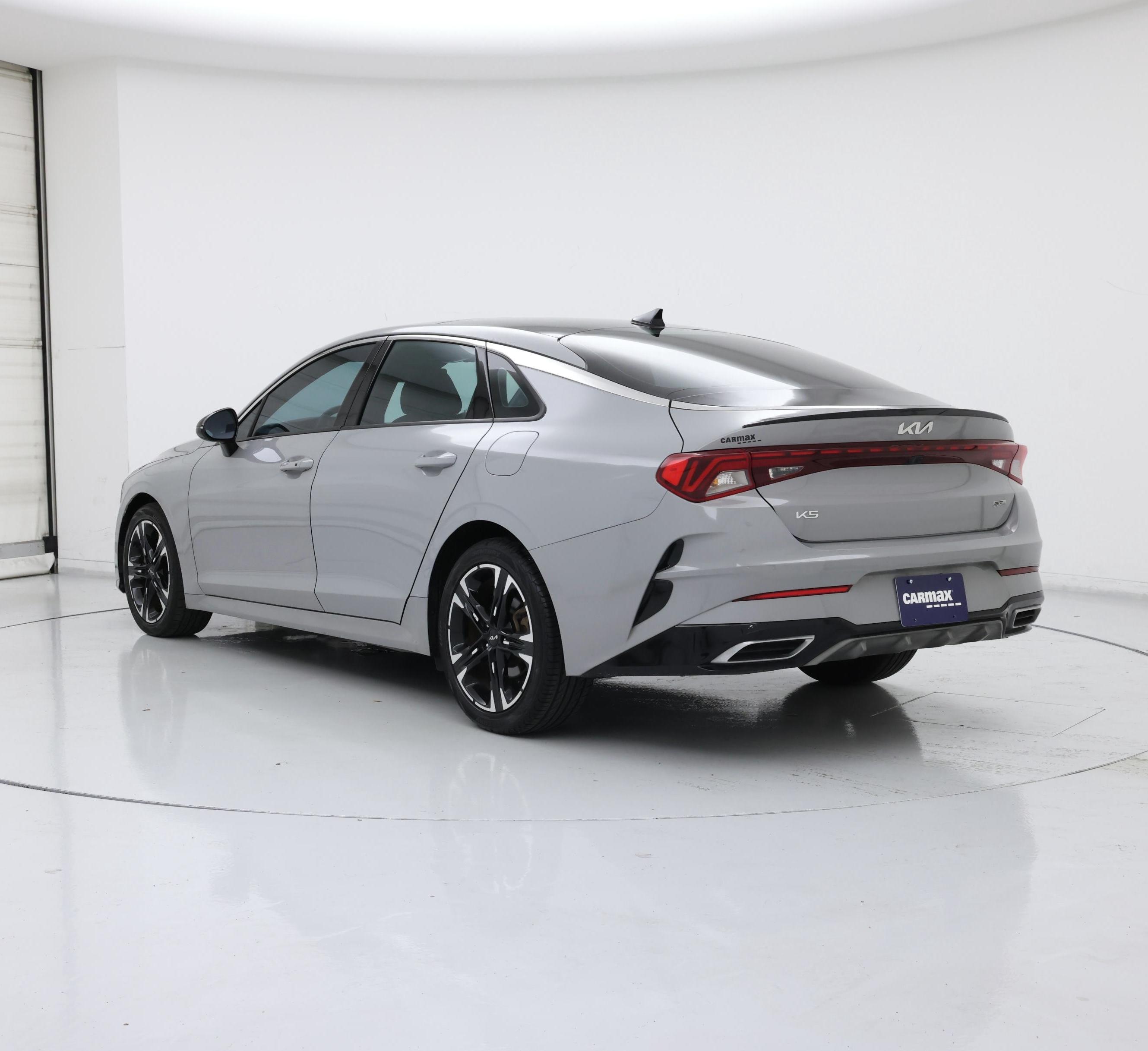 Thumbnail: 2023 Kia K5 - 2