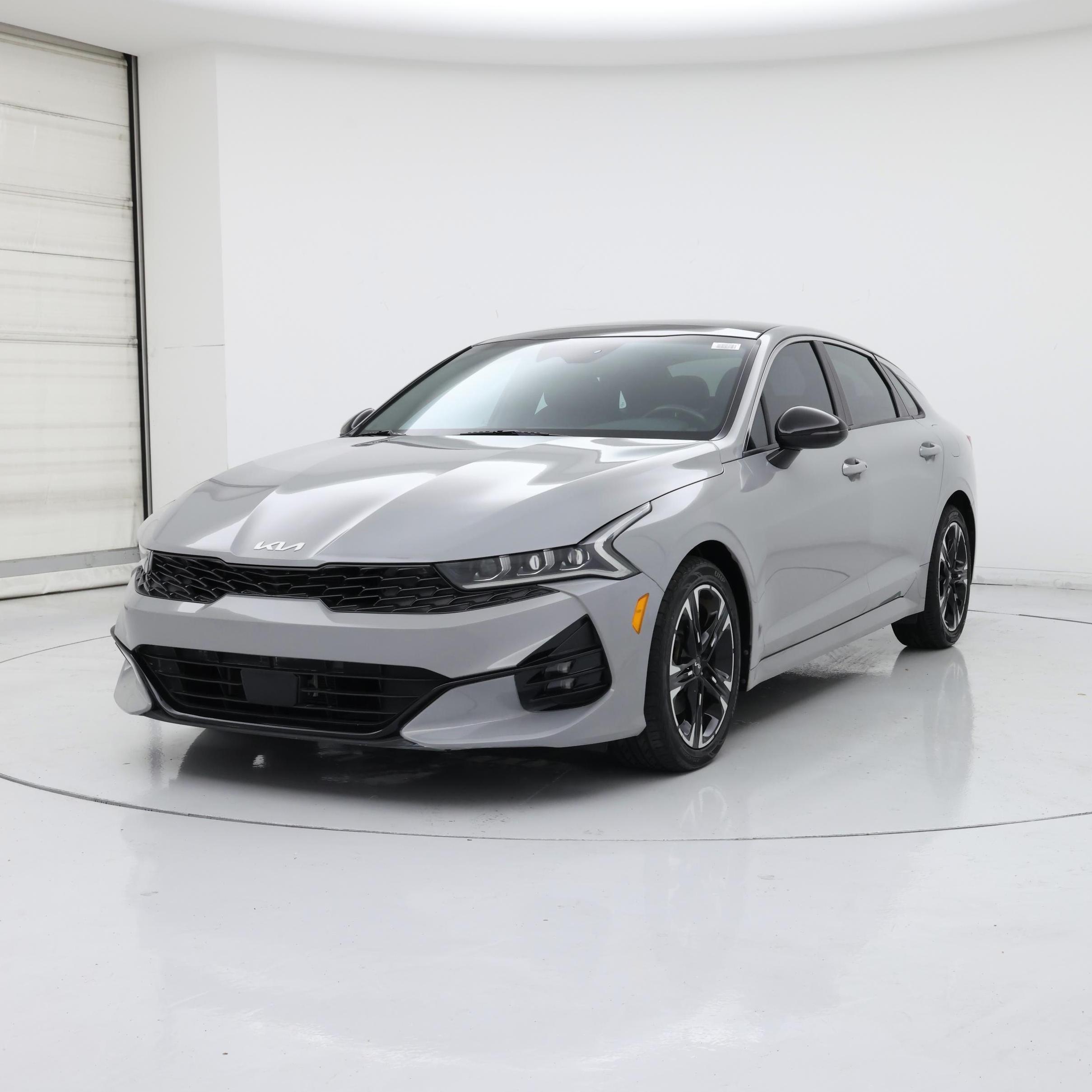 Thumbnail: 2023 Kia K5 - 4