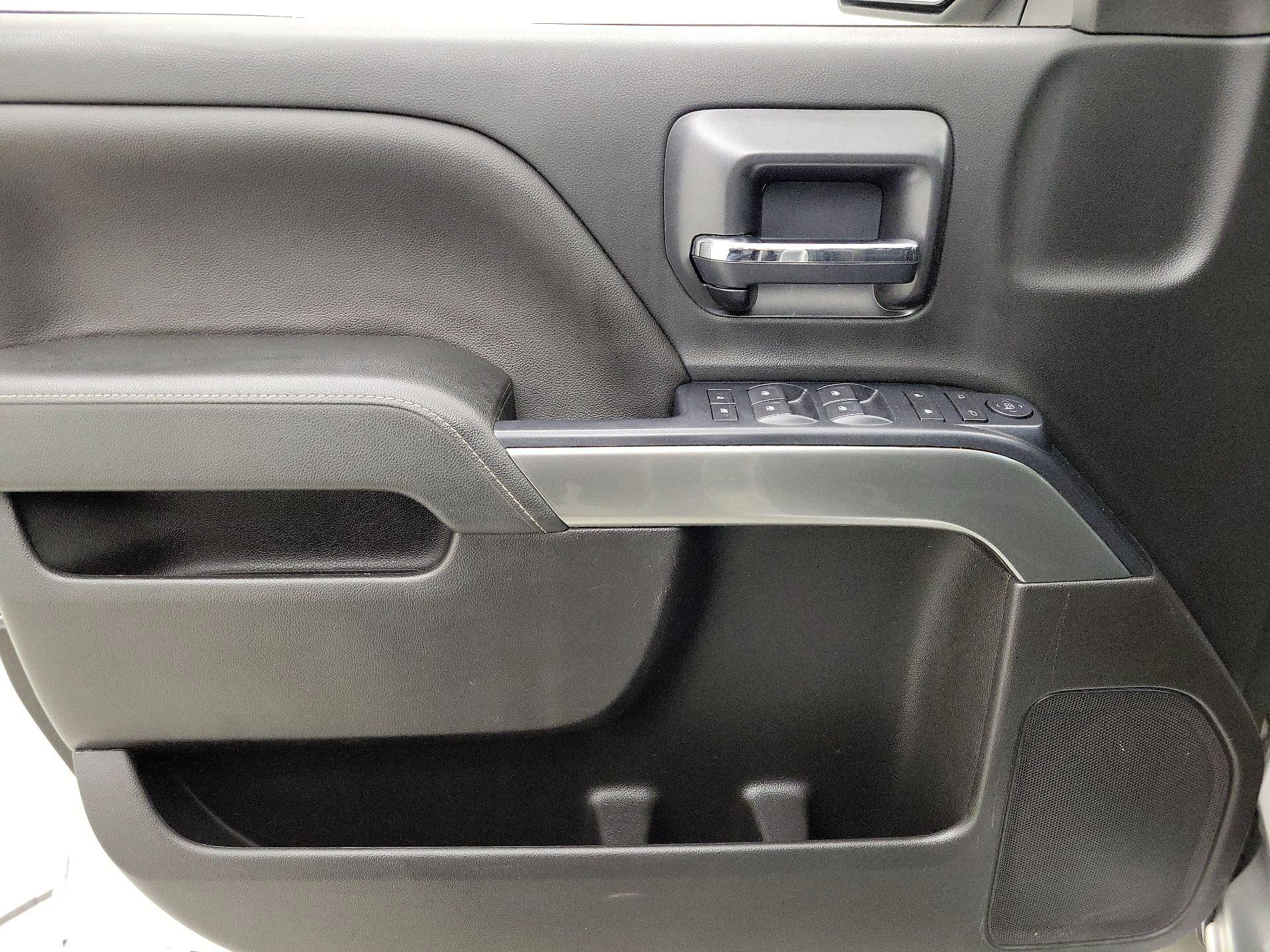 Thumbnail: 2019 Chevrolet Silverado 1500 - 12