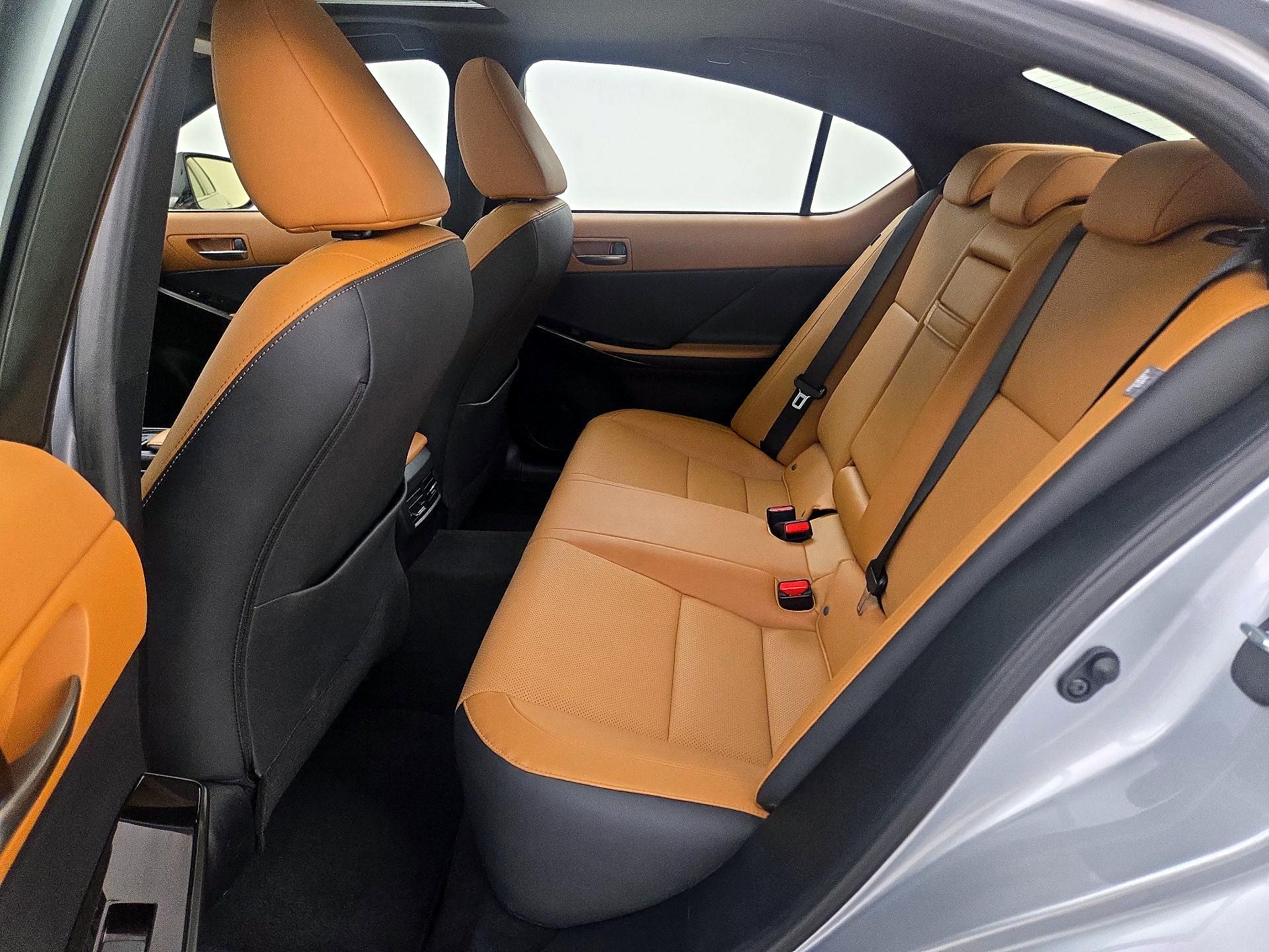 Thumbnail: 2023 Lexus IS - 20