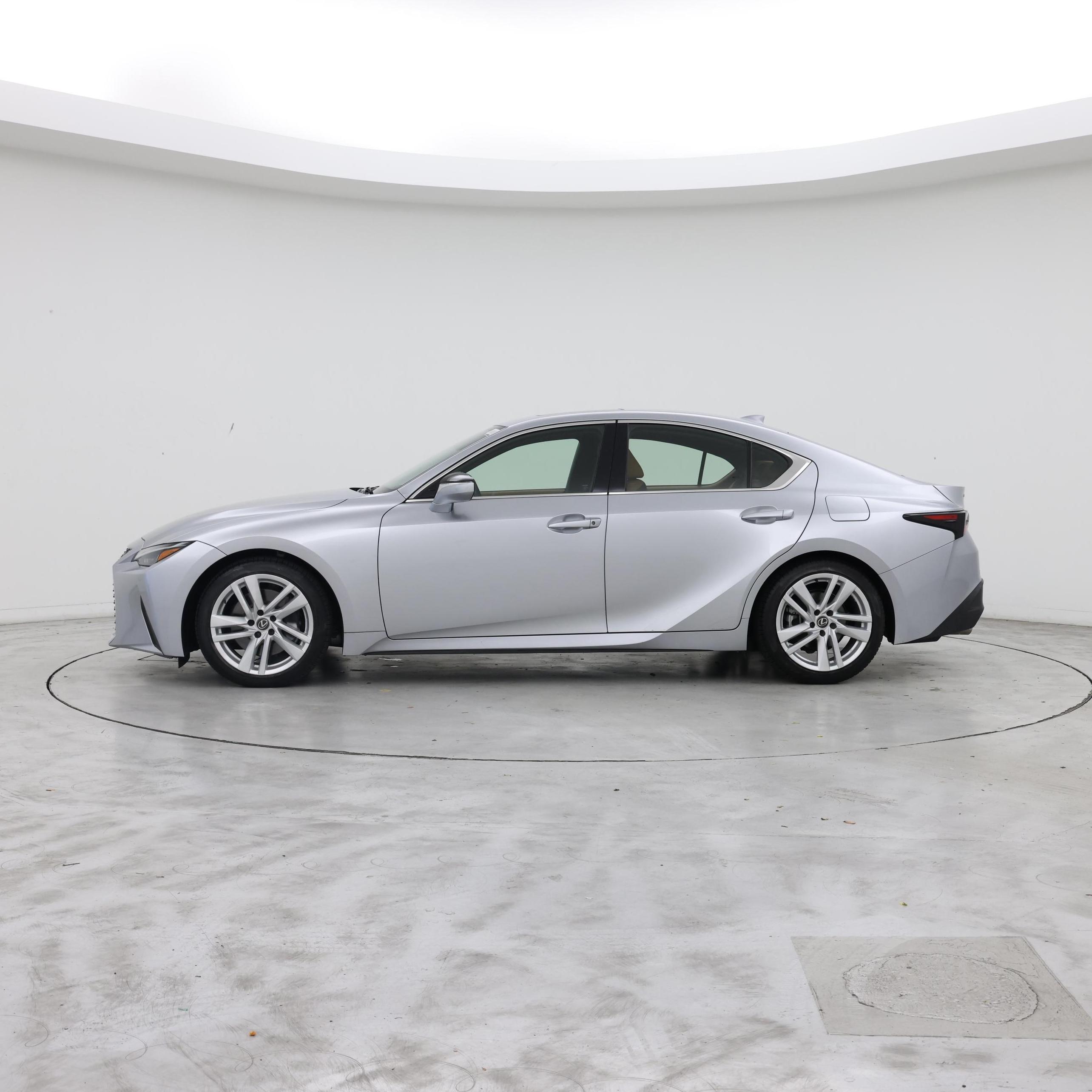 Thumbnail: 2023 Lexus IS - 3