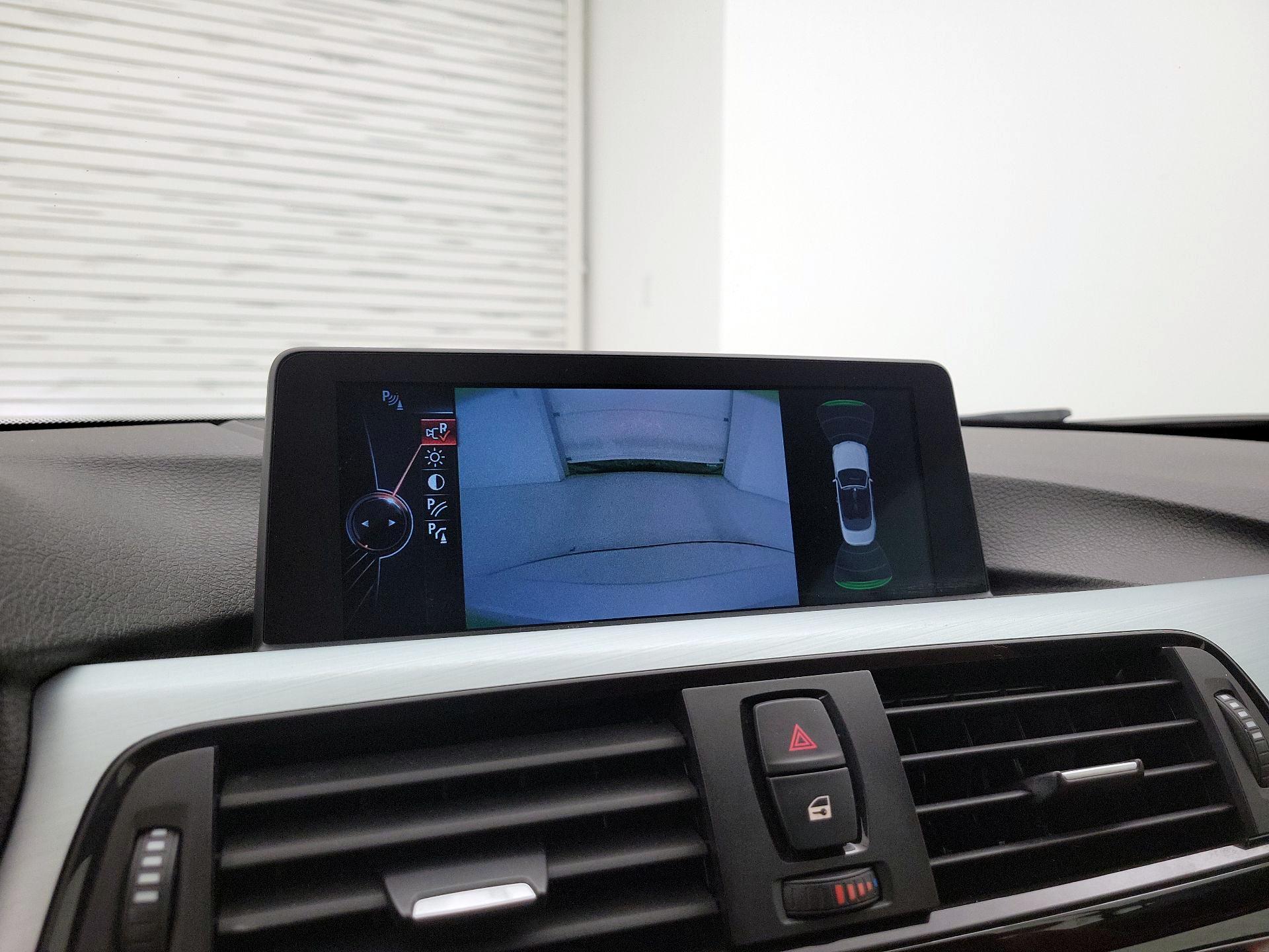 Thumbnail: 2015 BMW 4 Series - 15