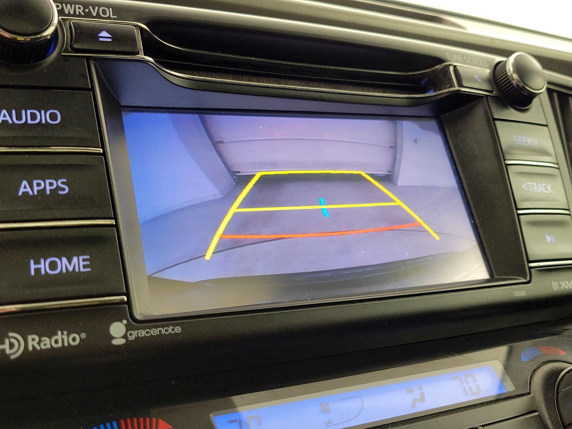 Thumbnail: 2018 Toyota RAV4 - 14